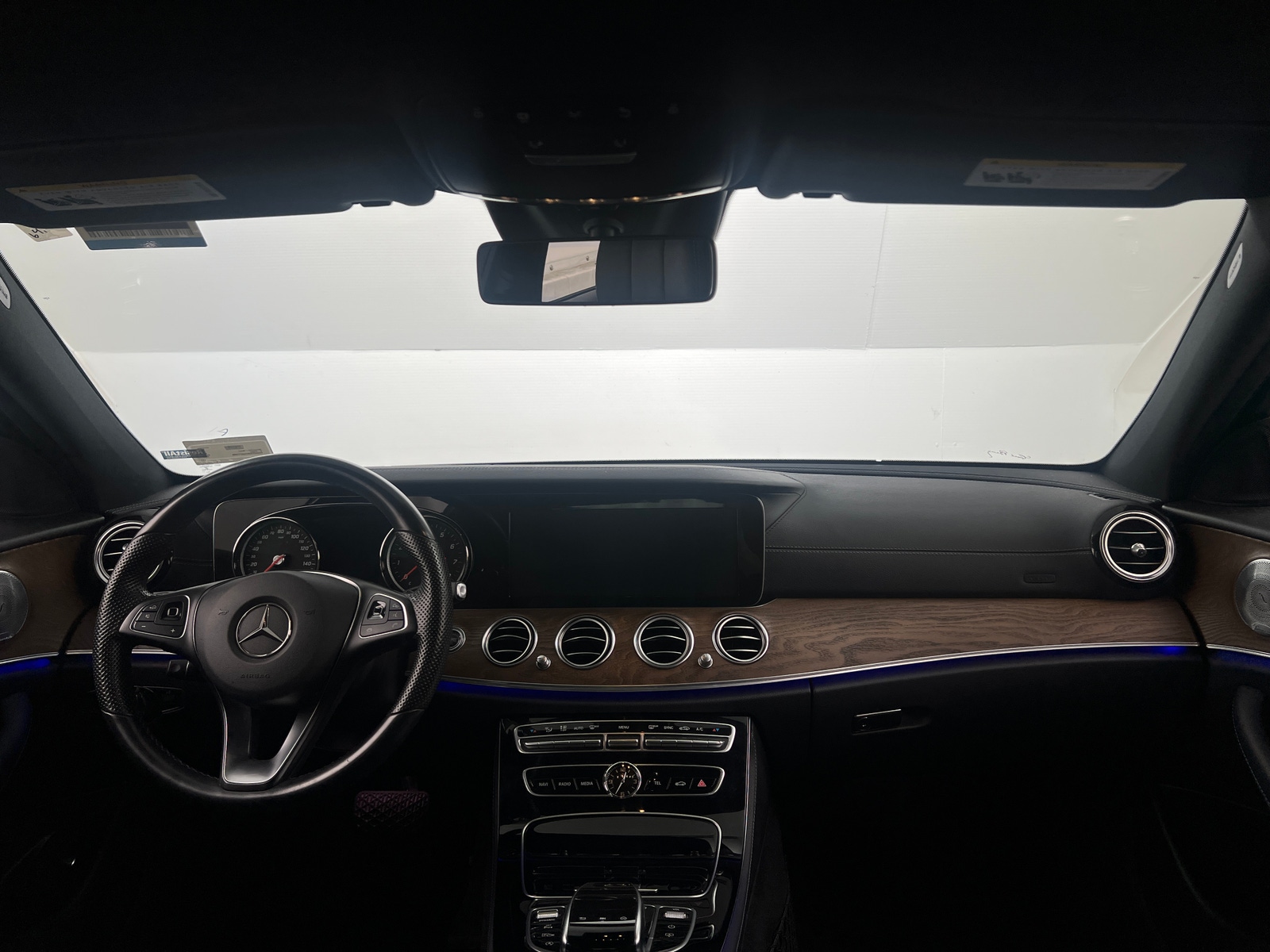 Thumbnail: 2017 Mercedes-Benz E-Class - 2