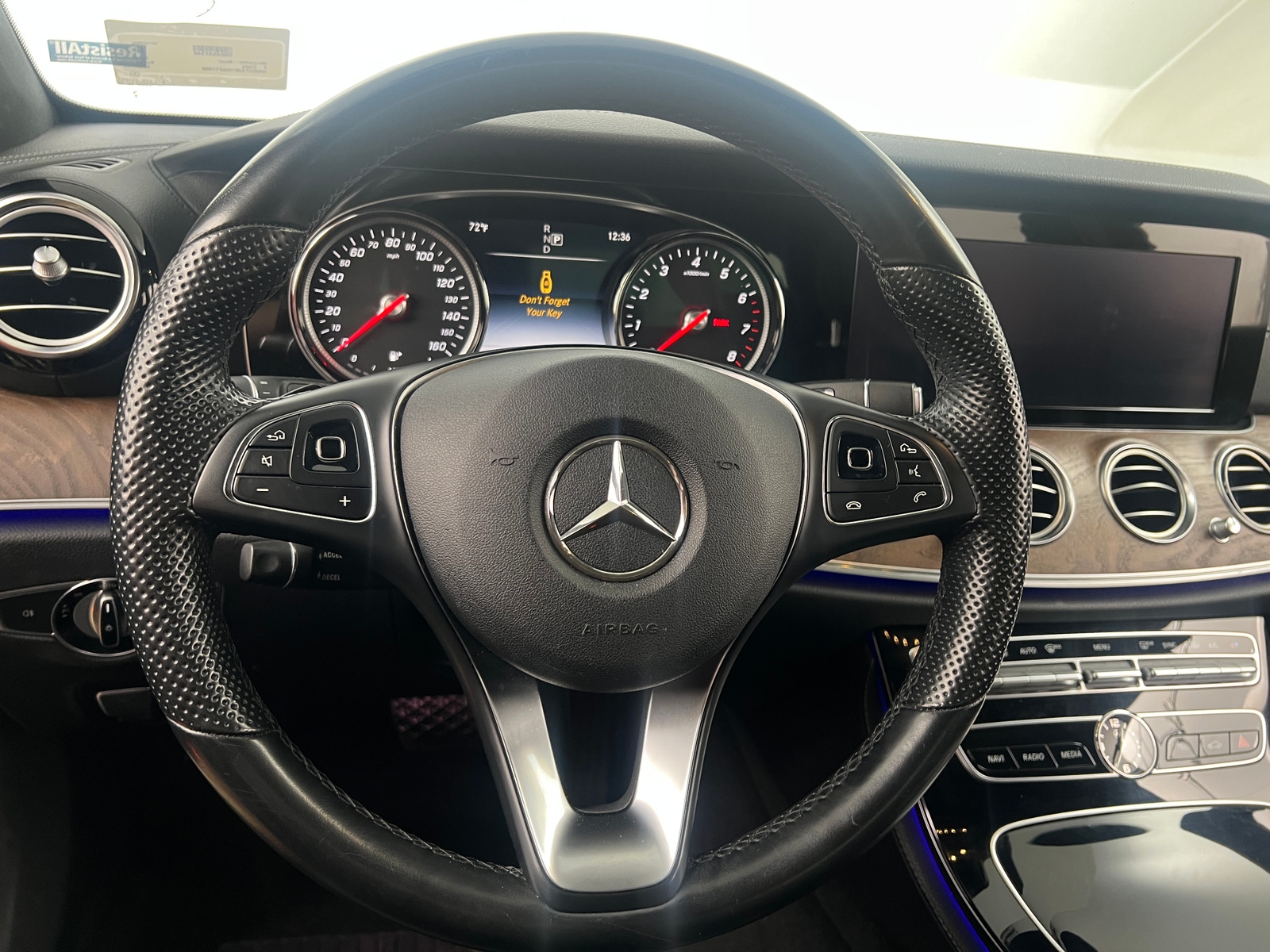 Thumbnail: 2017 Mercedes-Benz E-Class - 4