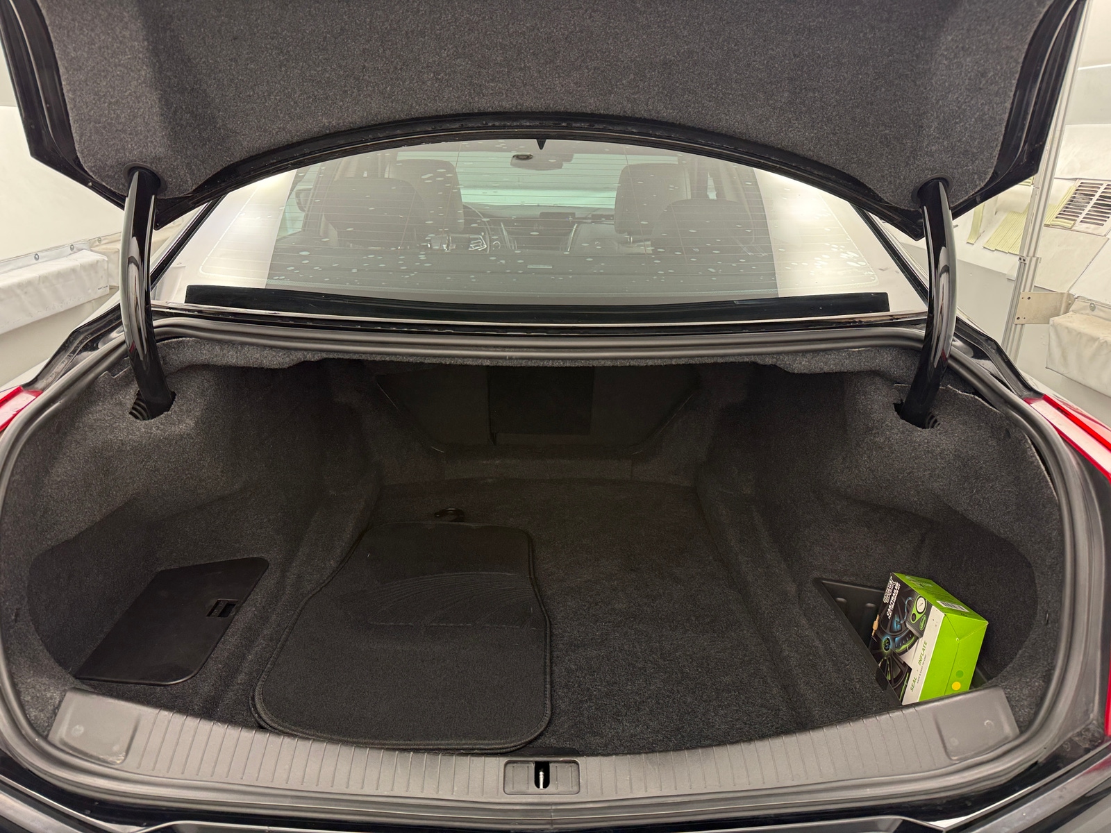 Thumbnail: 2019 Cadillac CTS - 6