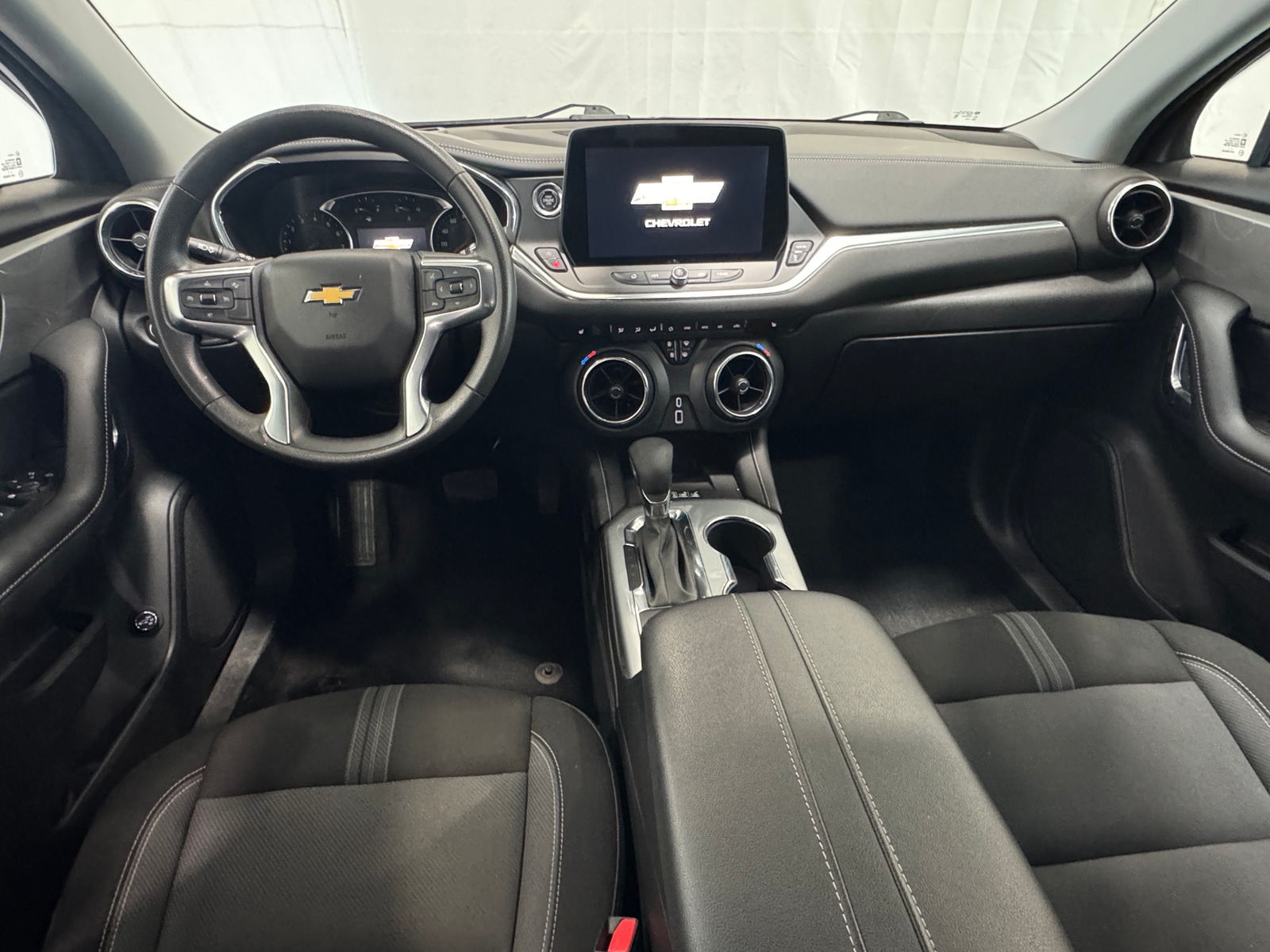 Thumbnail: 2024 Chevrolet Blazer - 3