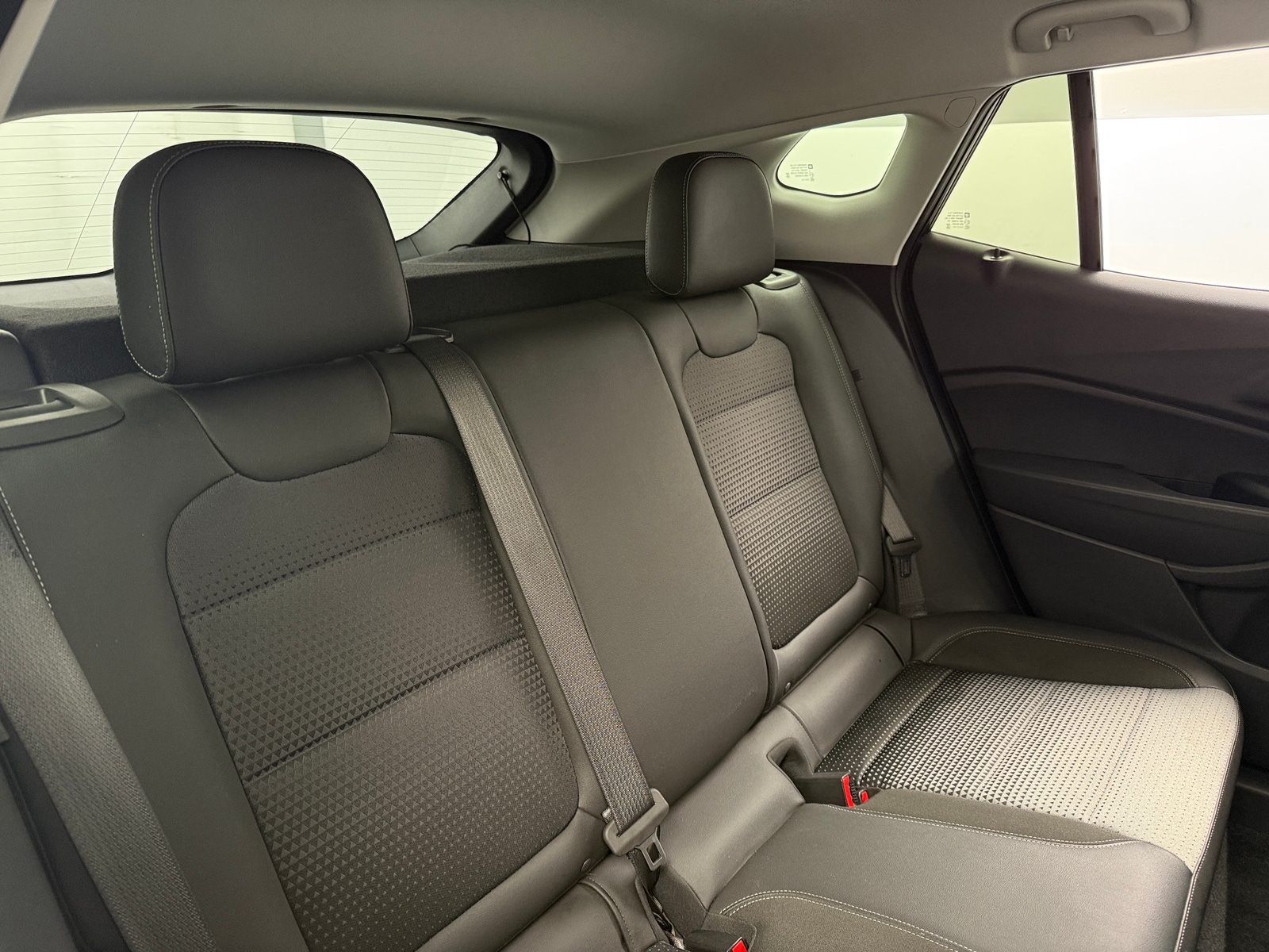 Thumbnail: 2025 Chevrolet Trax - 6