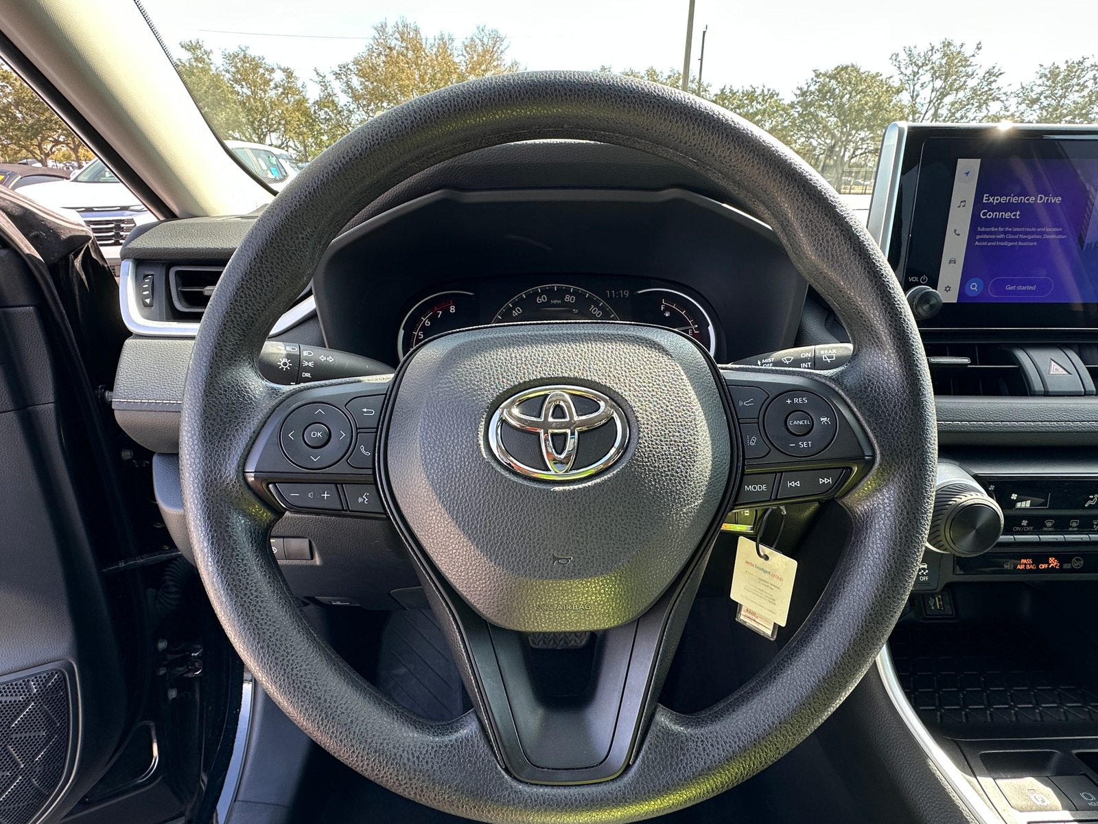 Thumbnail: 2025 Toyota RAV4 - 5