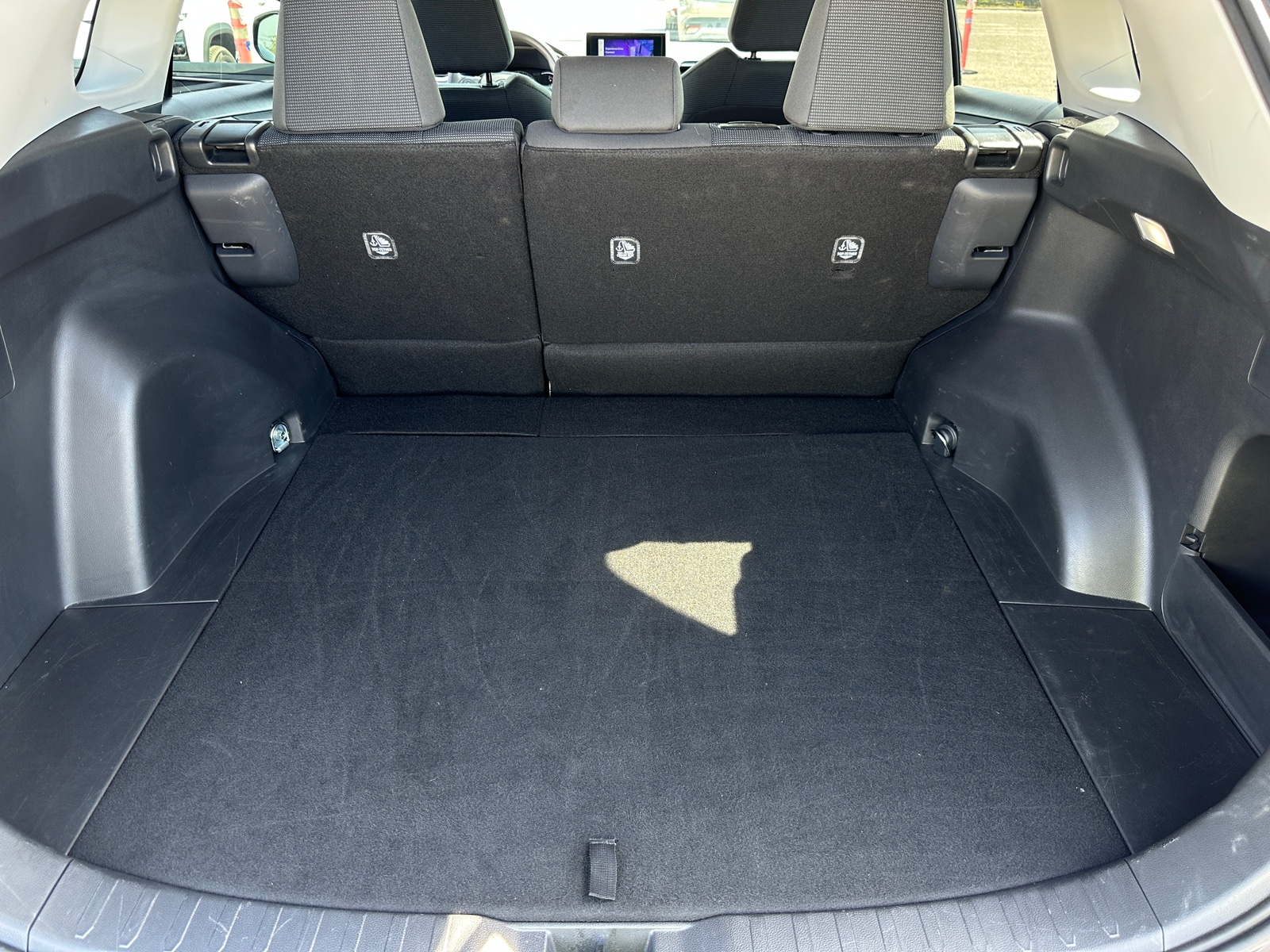 Thumbnail: 2025 Toyota RAV4 - 7