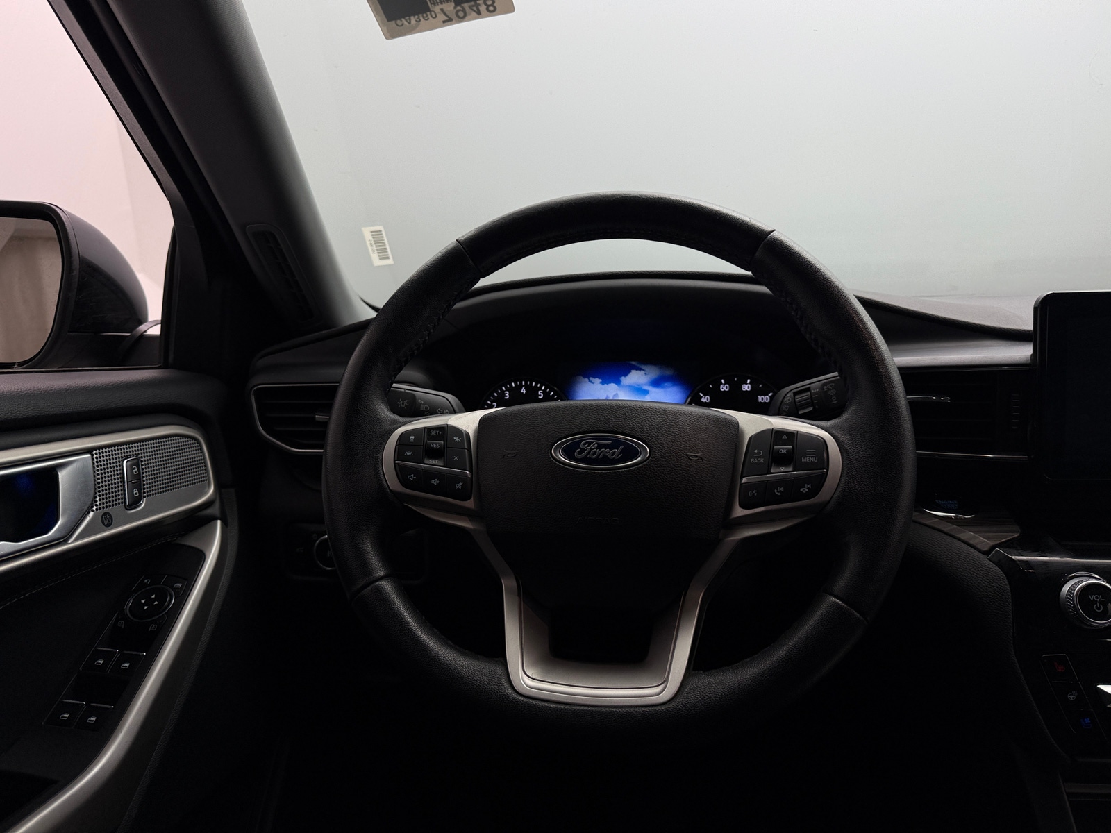 Thumbnail: 2023 Ford Explorer - 4