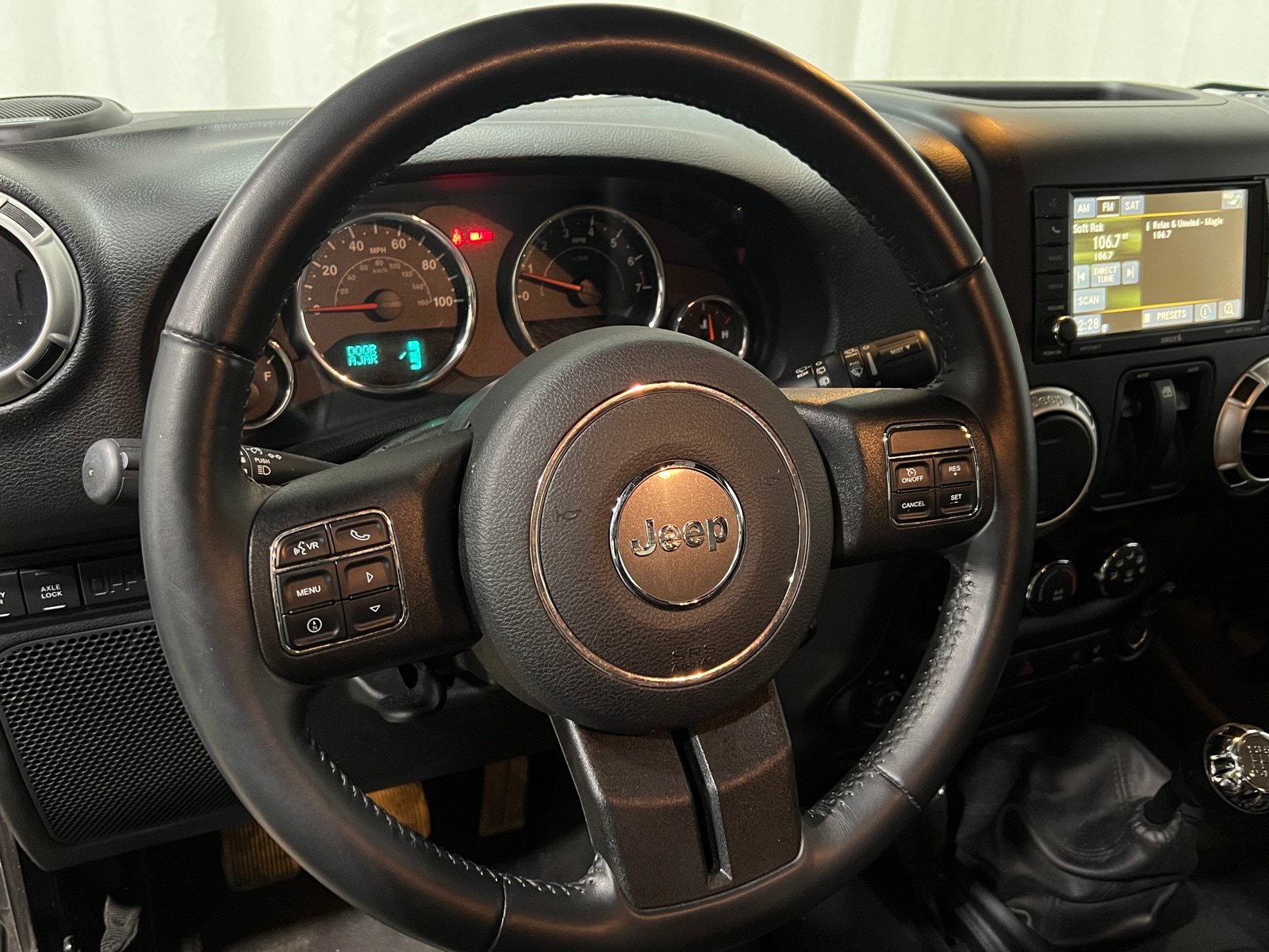 Thumbnail: 2016 Jeep Wrangler - 5