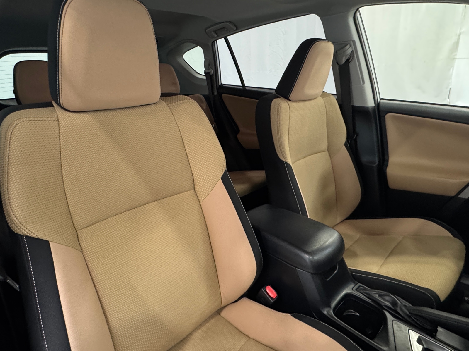 Thumbnail: 2017 Toyota RAV4 - 2