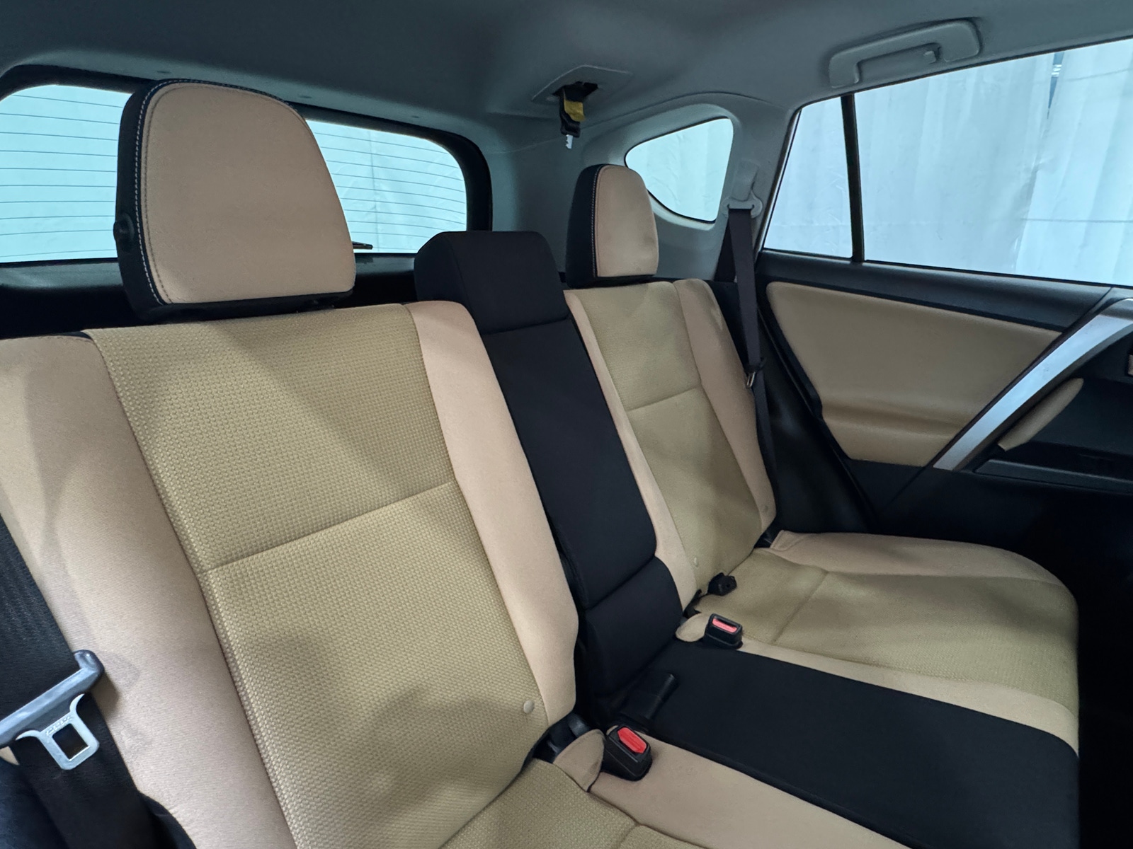 Thumbnail: 2017 Toyota RAV4 - 6