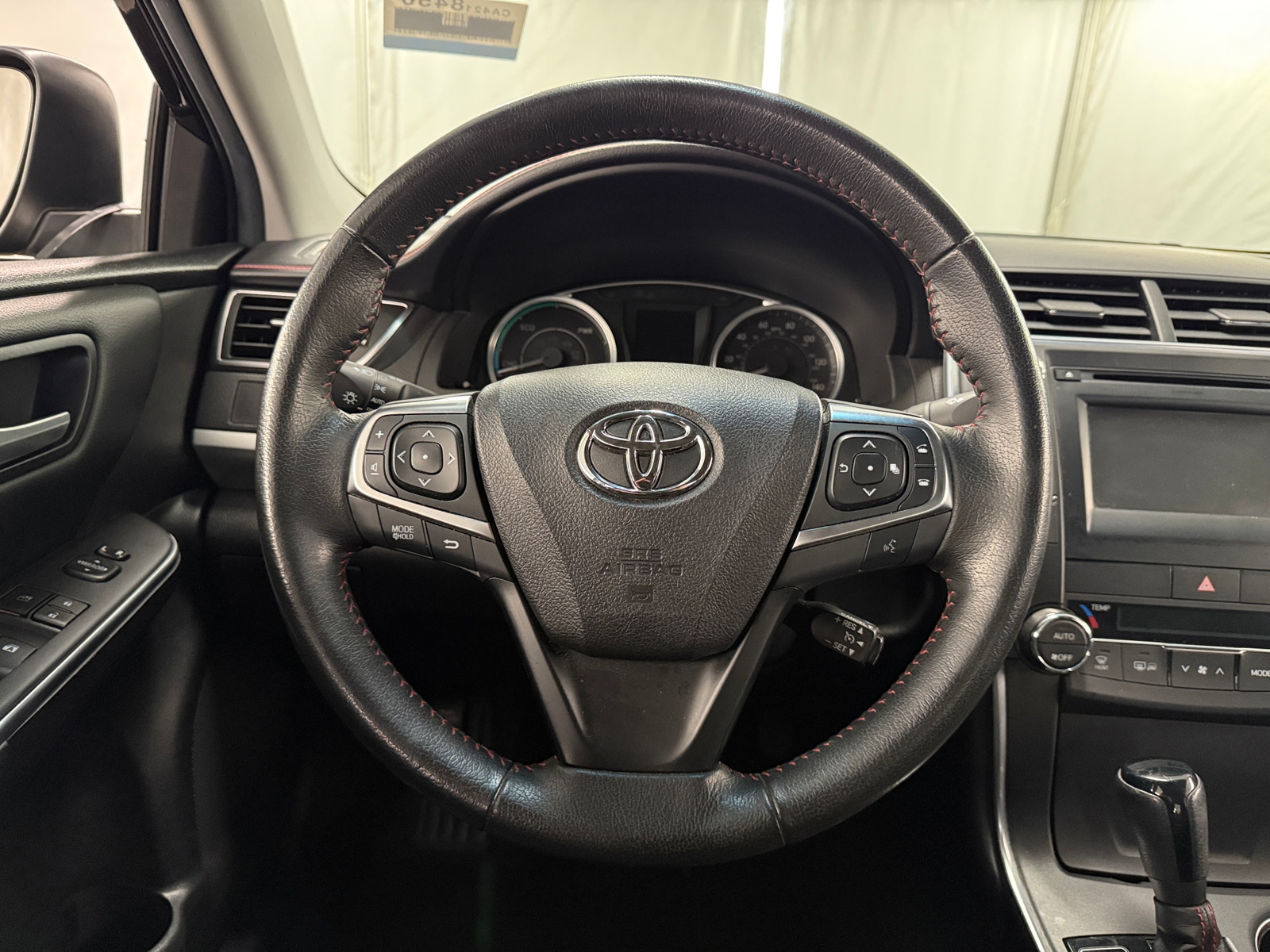 Thumbnail: 2015 Toyota Camry - 5