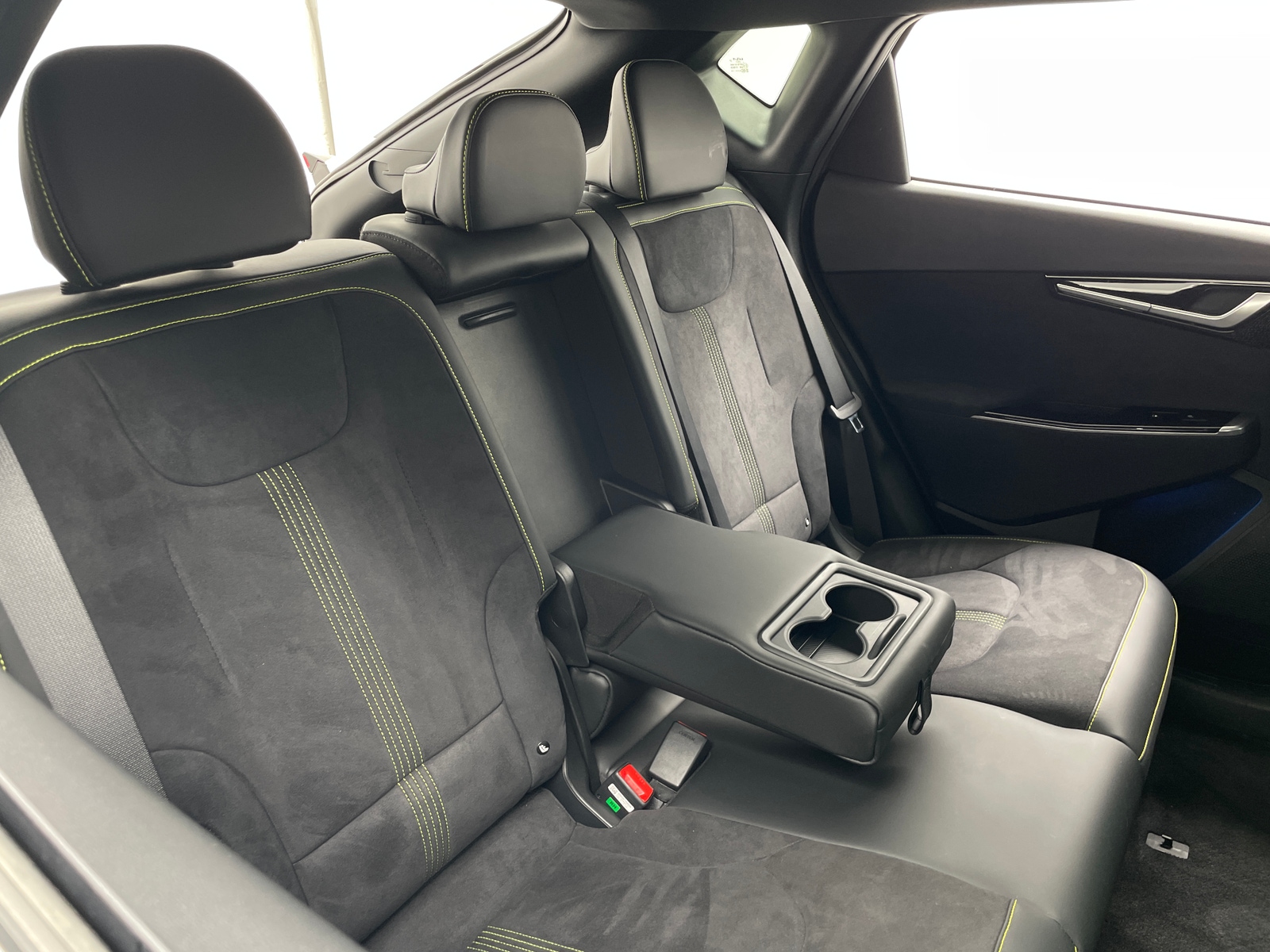 Thumbnail: 2024 Kia EV6 - 5