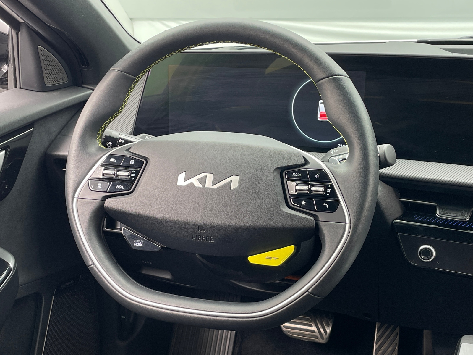Thumbnail: 2024 Kia EV6 - 4