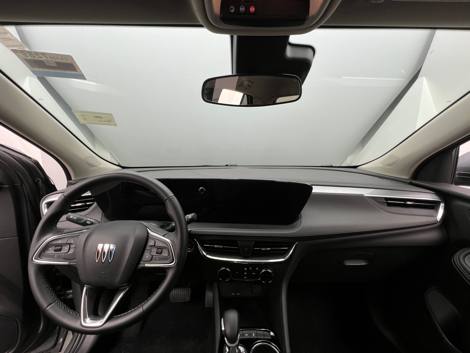 Thumbnail: 2025 Buick Encore GX - 3