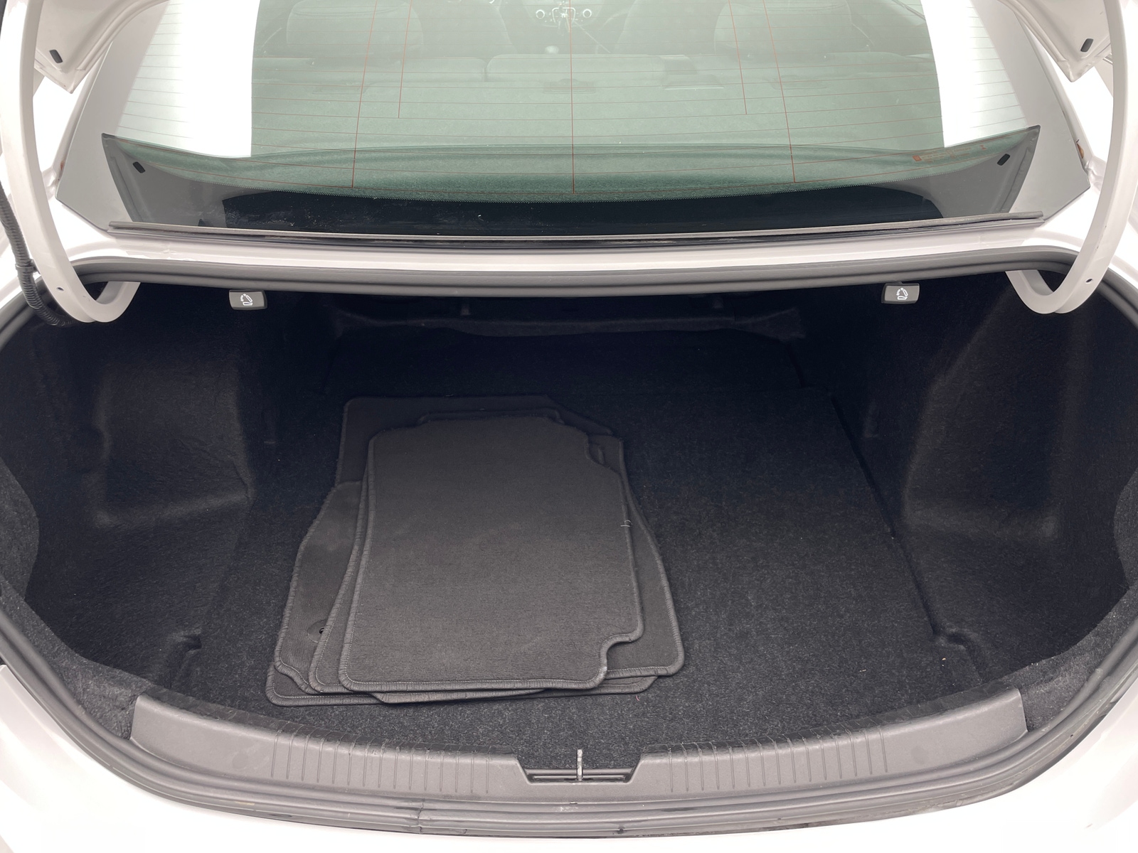 Thumbnail: 2024 Chevrolet Malibu - 7