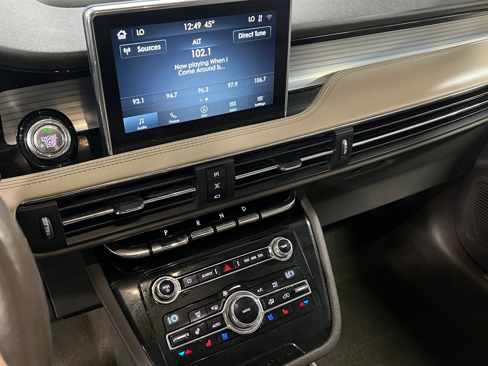 Thumbnail: 2020 Lincoln Corsair - 3