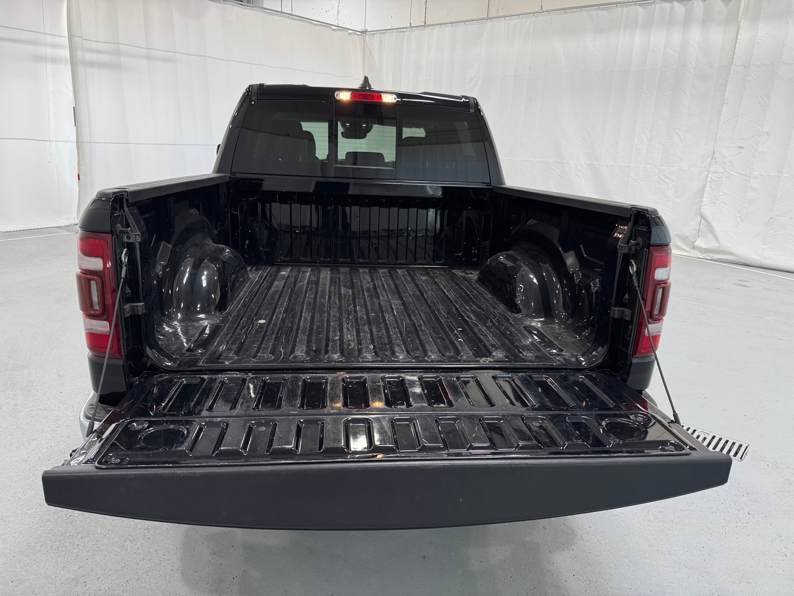 Thumbnail: 2022 RAM 1500 - 6