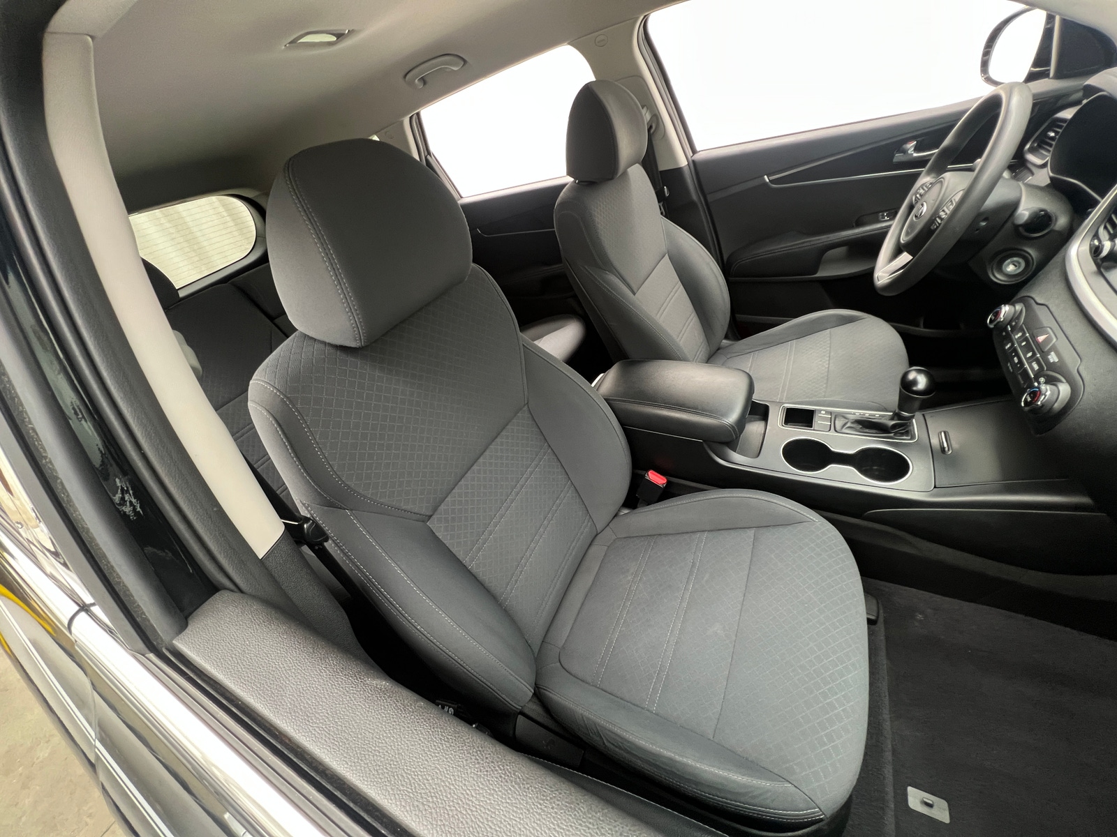 Thumbnail: 2018 Kia Sorento - 2