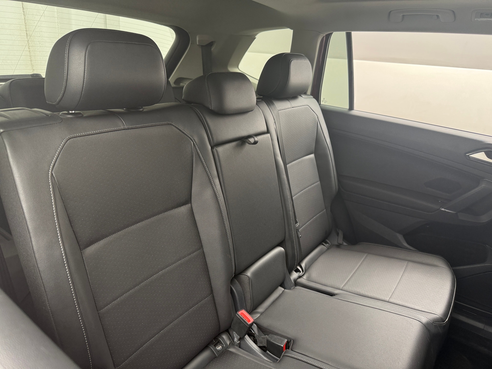 Thumbnail: 2018 Volkswagen Tiguan - 5