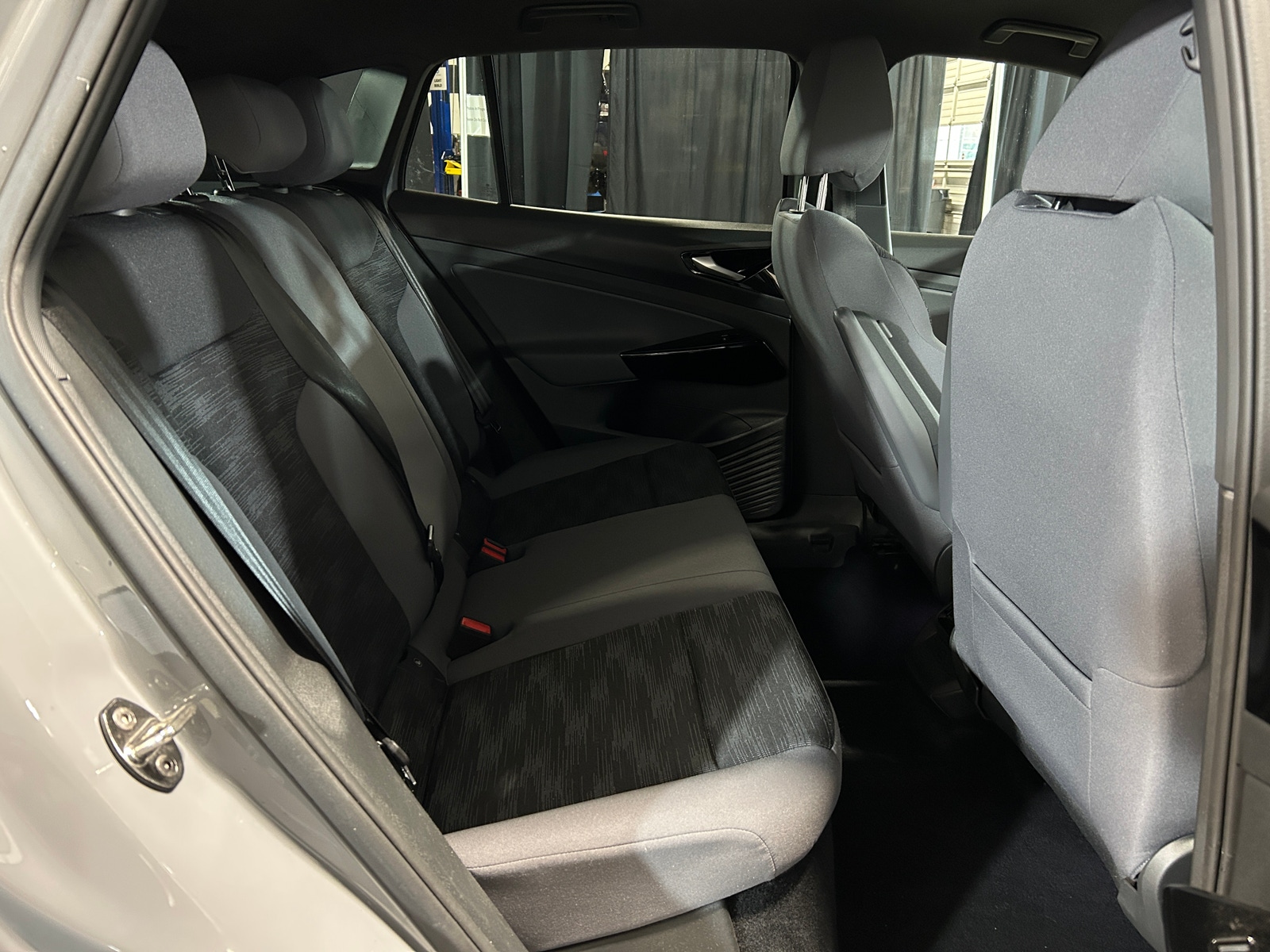 Thumbnail: 2022 Volkswagen ID.4 - 6