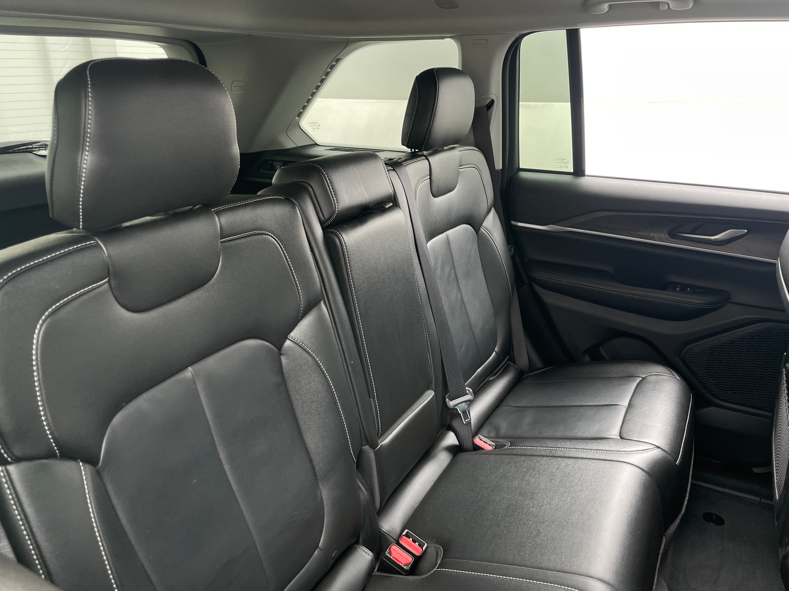 Thumbnail: 2023 Jeep Grand Cherokee - 5