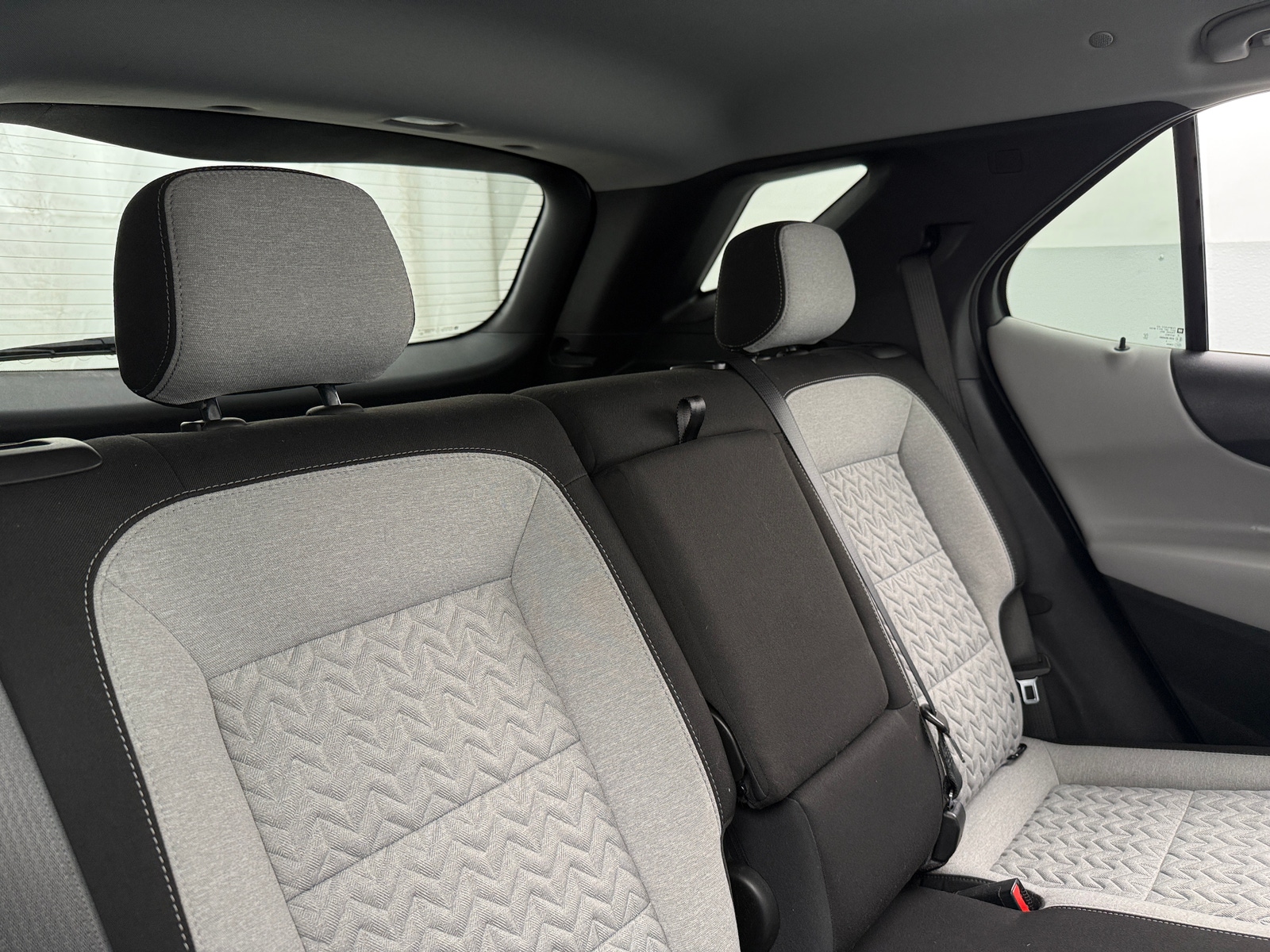 Thumbnail: 2022 Chevrolet Equinox - 6