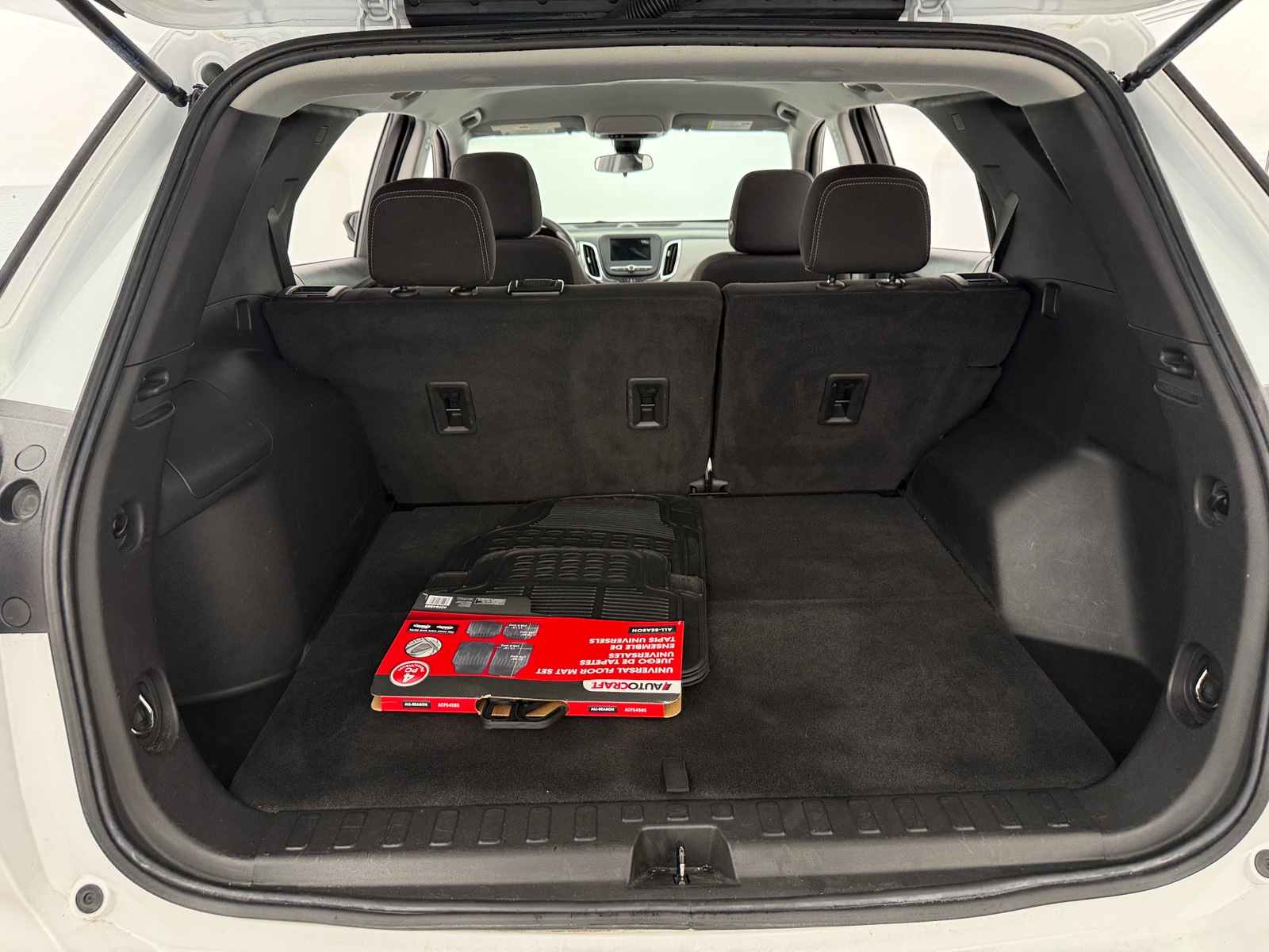 Thumbnail: 2022 Chevrolet Equinox - 7