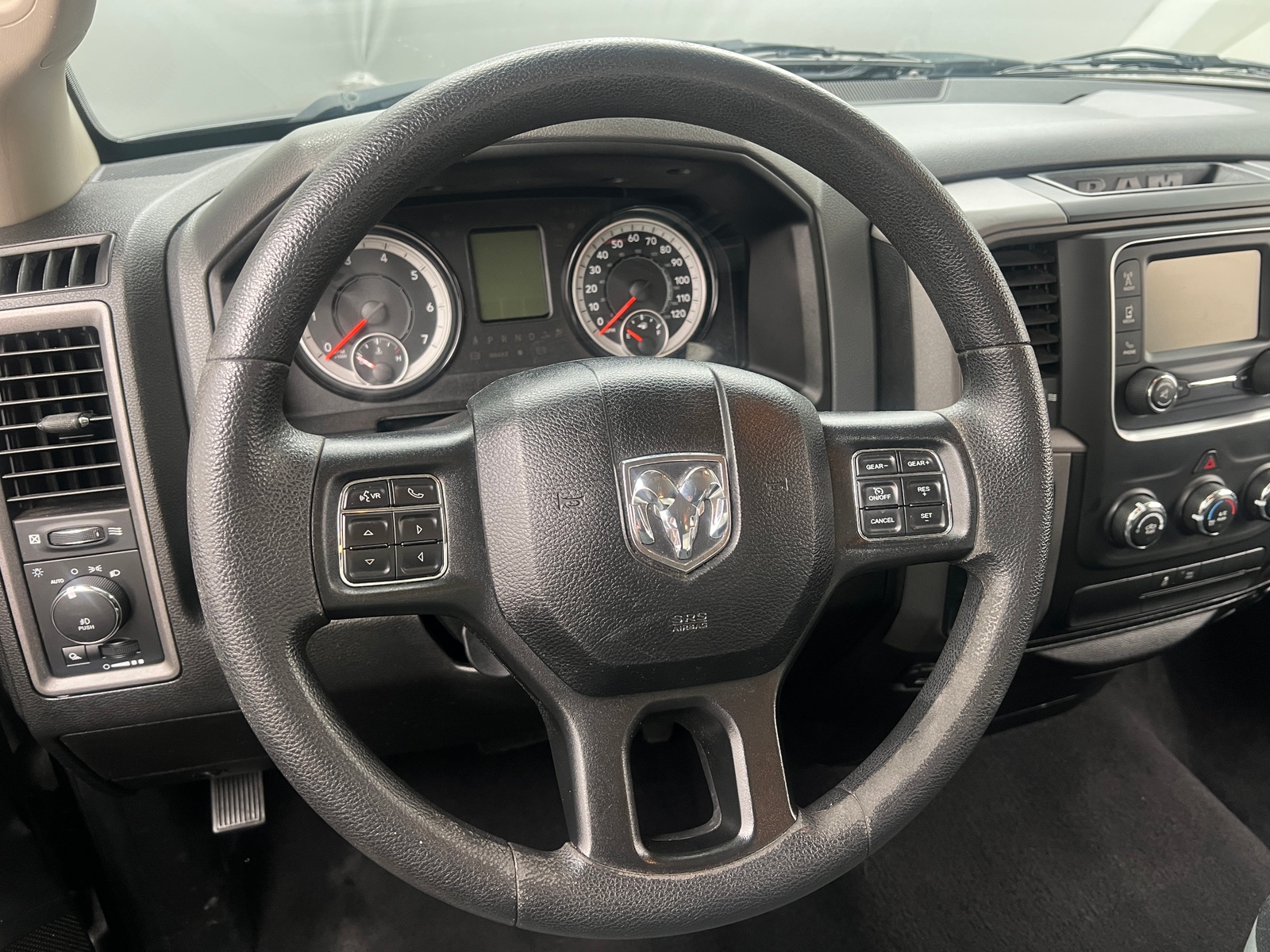 Thumbnail: 2019 RAM 1500 Classic - 5