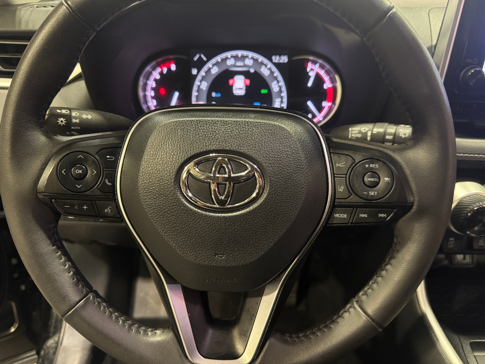 Thumbnail: 2025 Toyota RAV4 - 5