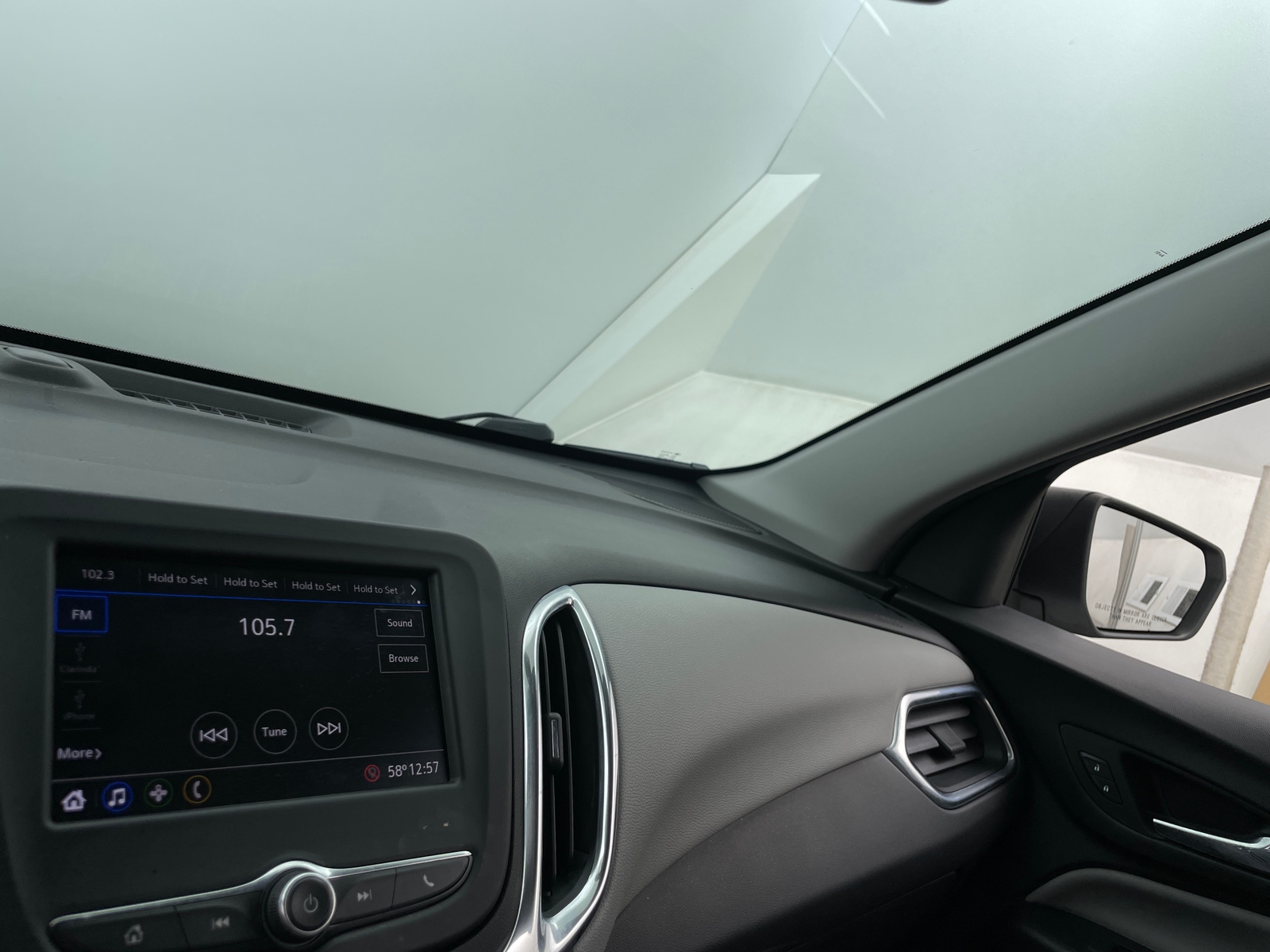 Thumbnail: 2020 Chevrolet Equinox - 4