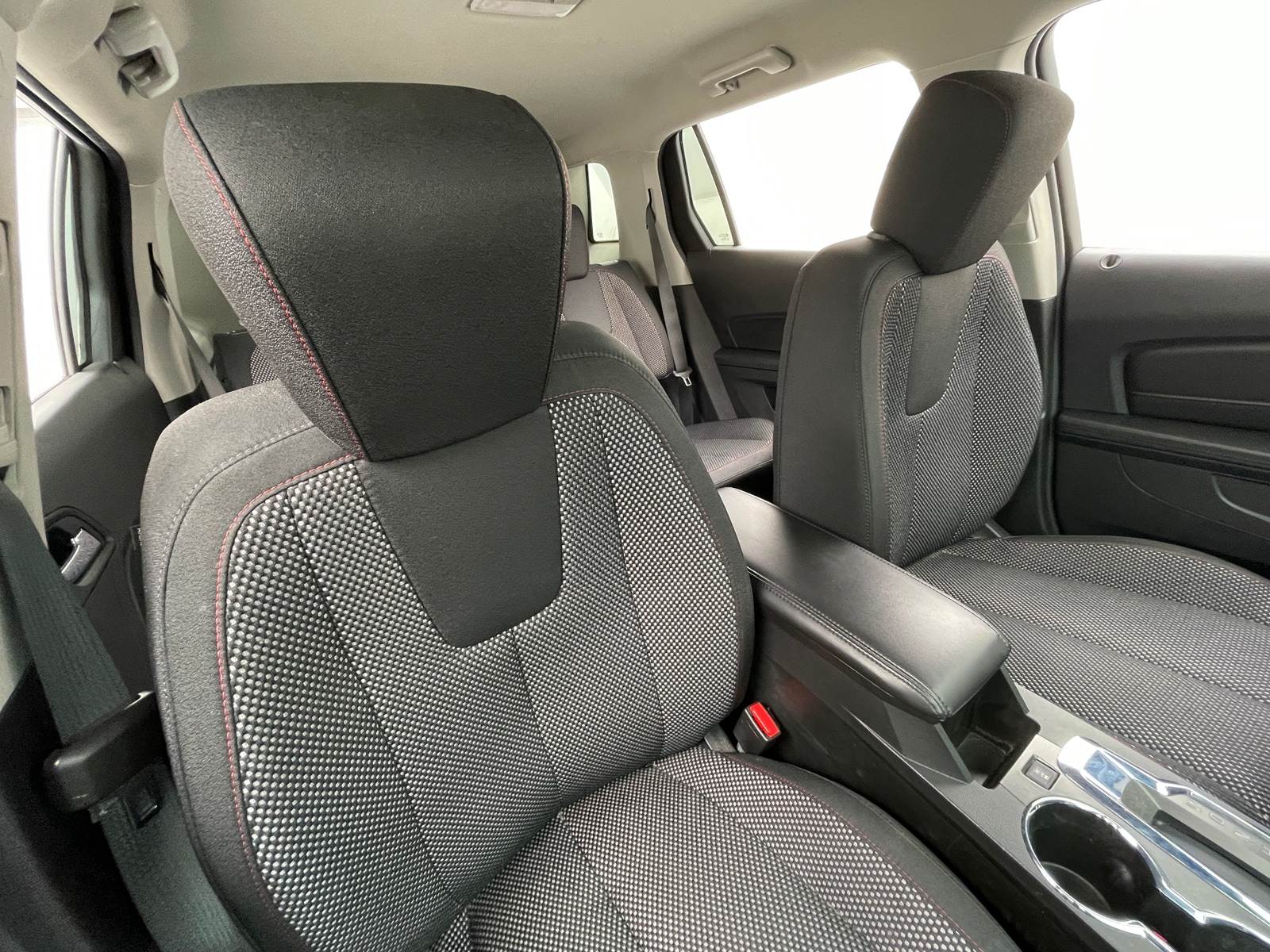 Thumbnail: 2017 GMC Terrain - 2