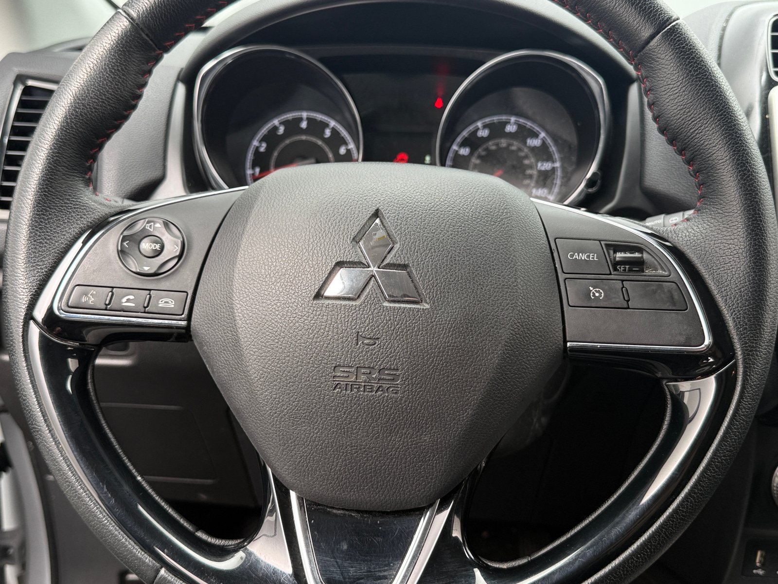 Thumbnail: 2024 Mitsubishi Outlander Sport - 5