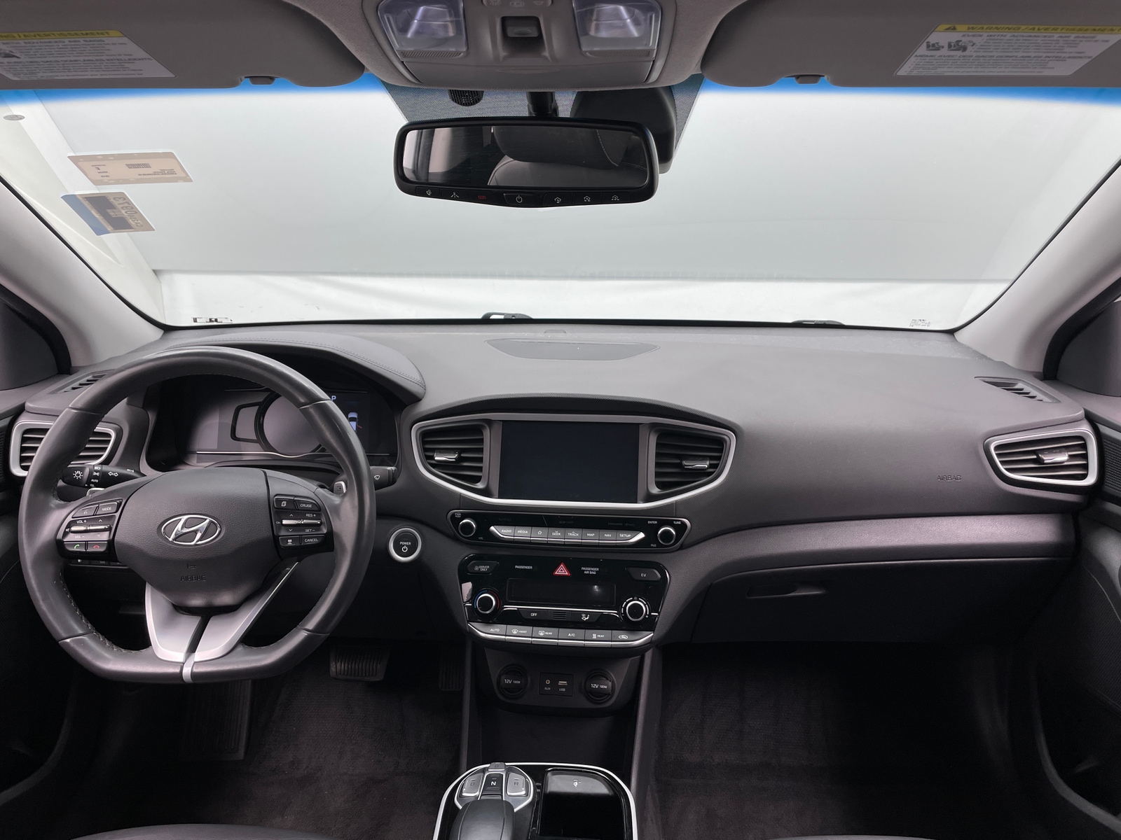 Thumbnail: 2019 Hyundai Ioniq - 2