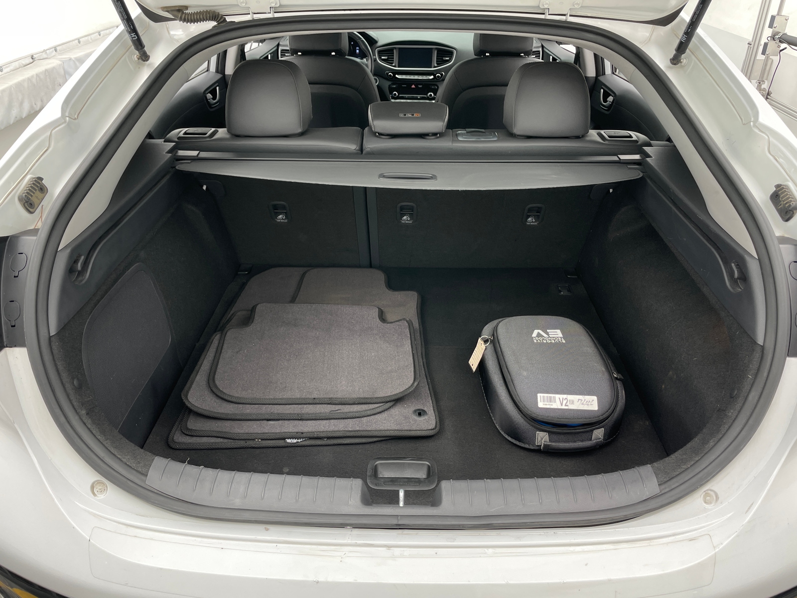 Thumbnail: 2019 Hyundai Ioniq - 6