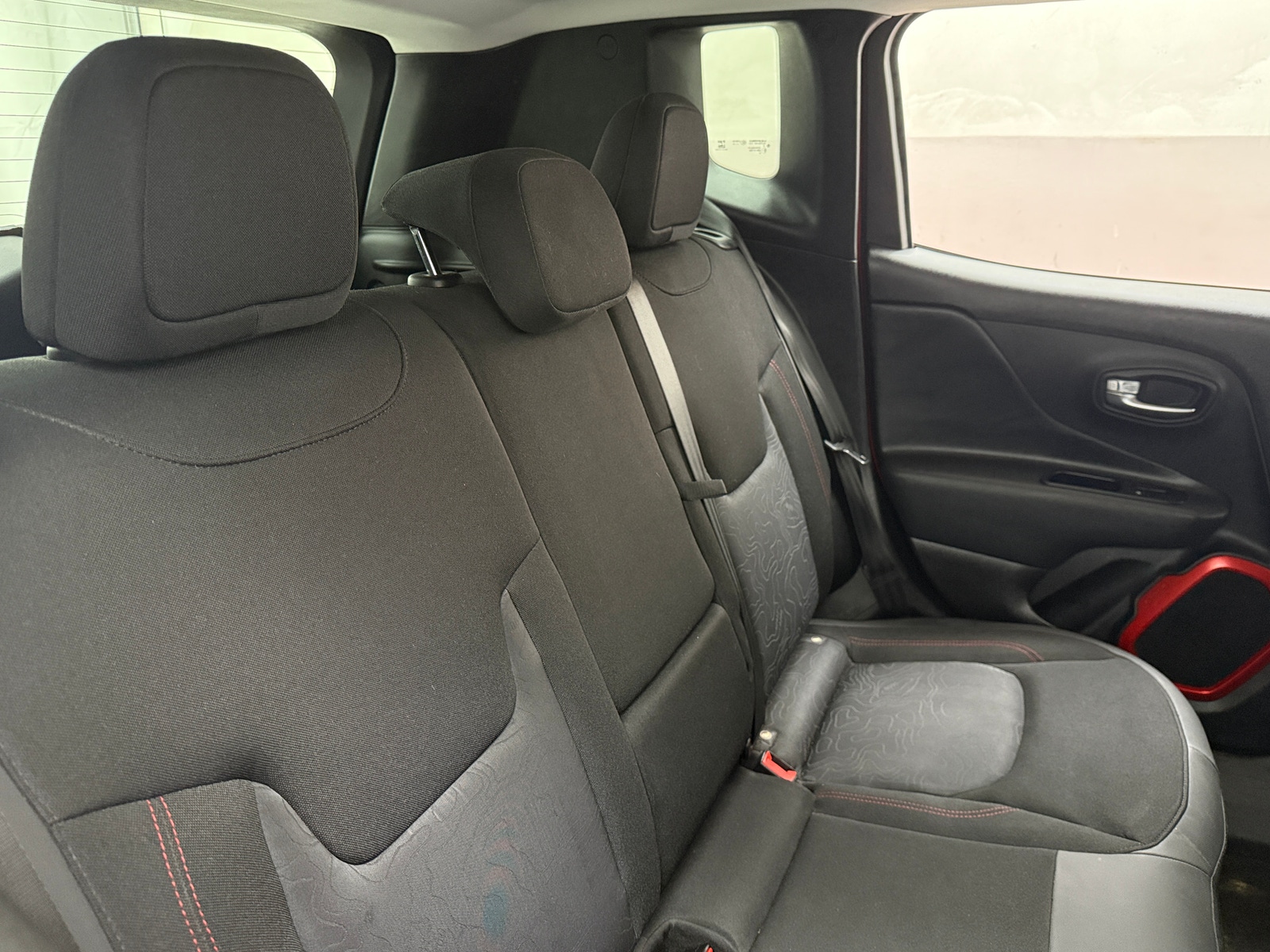 Thumbnail: 2019 Jeep Renegade - 6