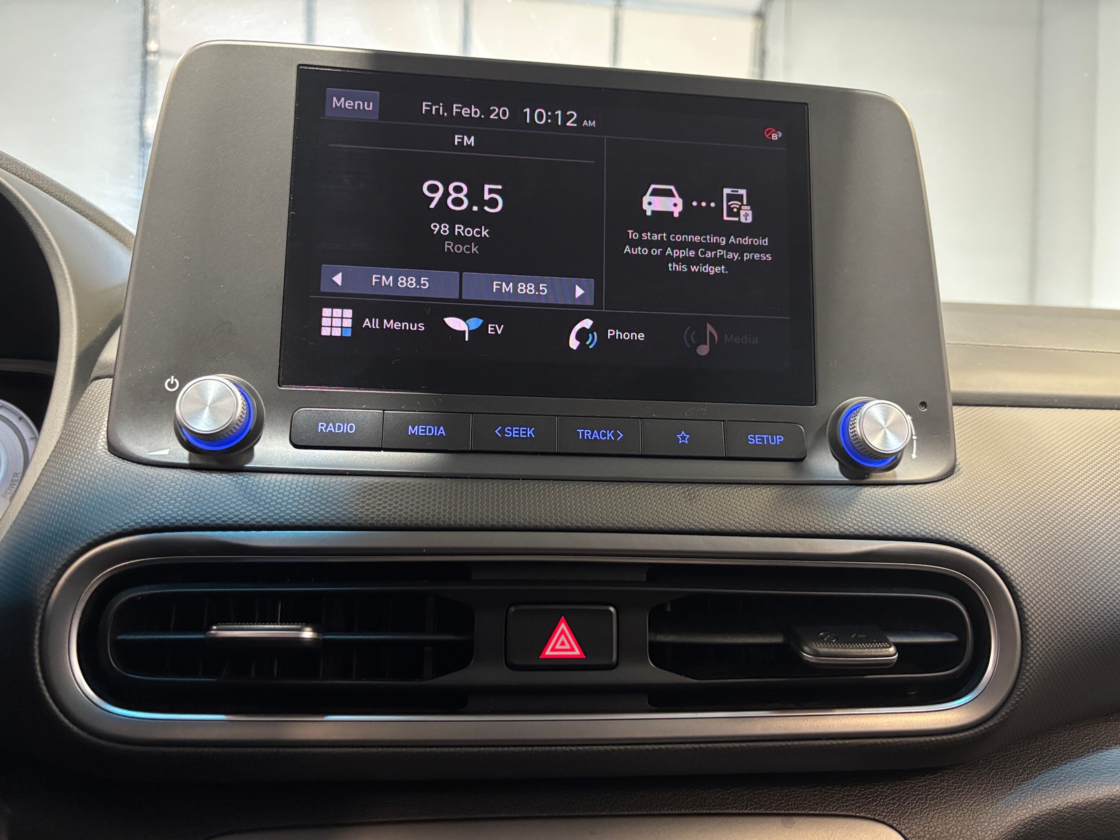 Thumbnail: 2023 Hyundai Kona - 4