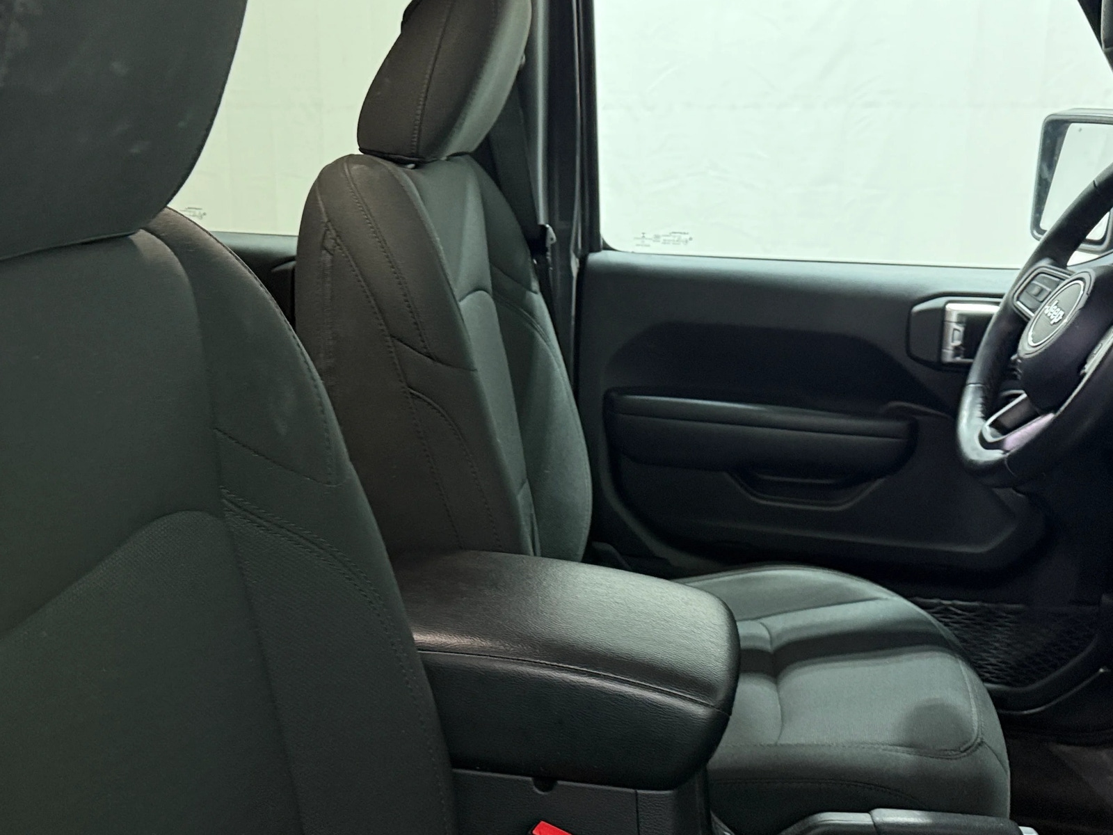 Thumbnail: 2022 Jeep Gladiator - 2