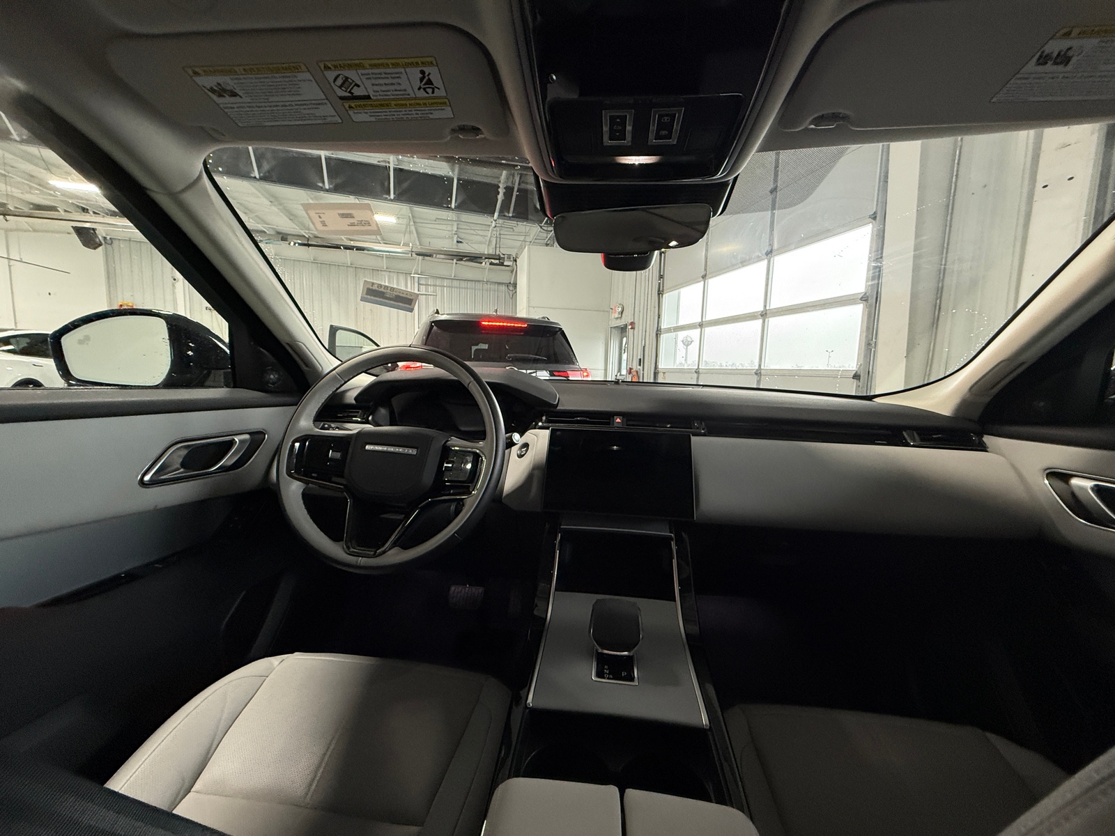 Thumbnail: 2025 Land Rover Range Rover Velar - 2