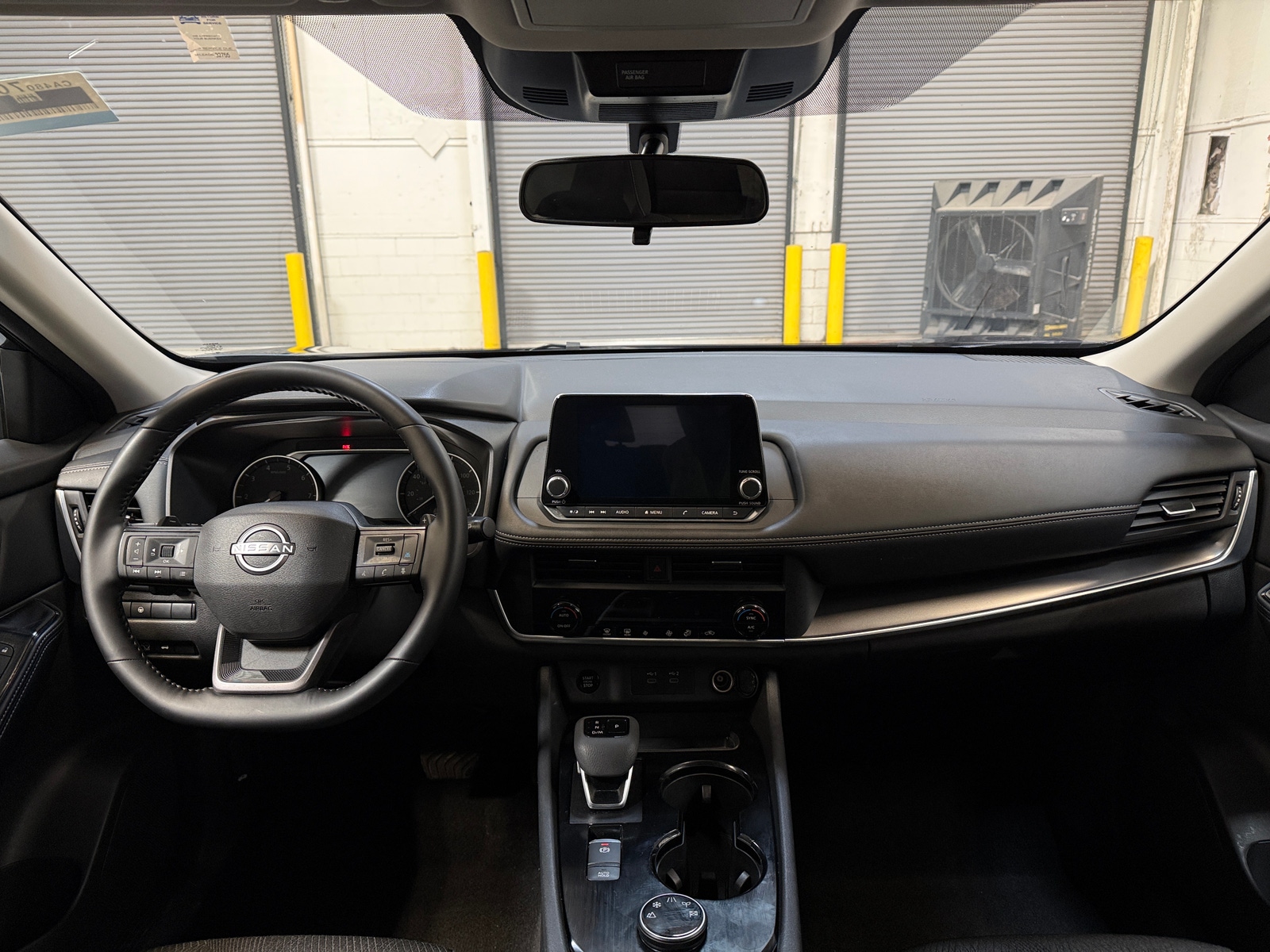 Thumbnail: 2025 Nissan Rogue - 3