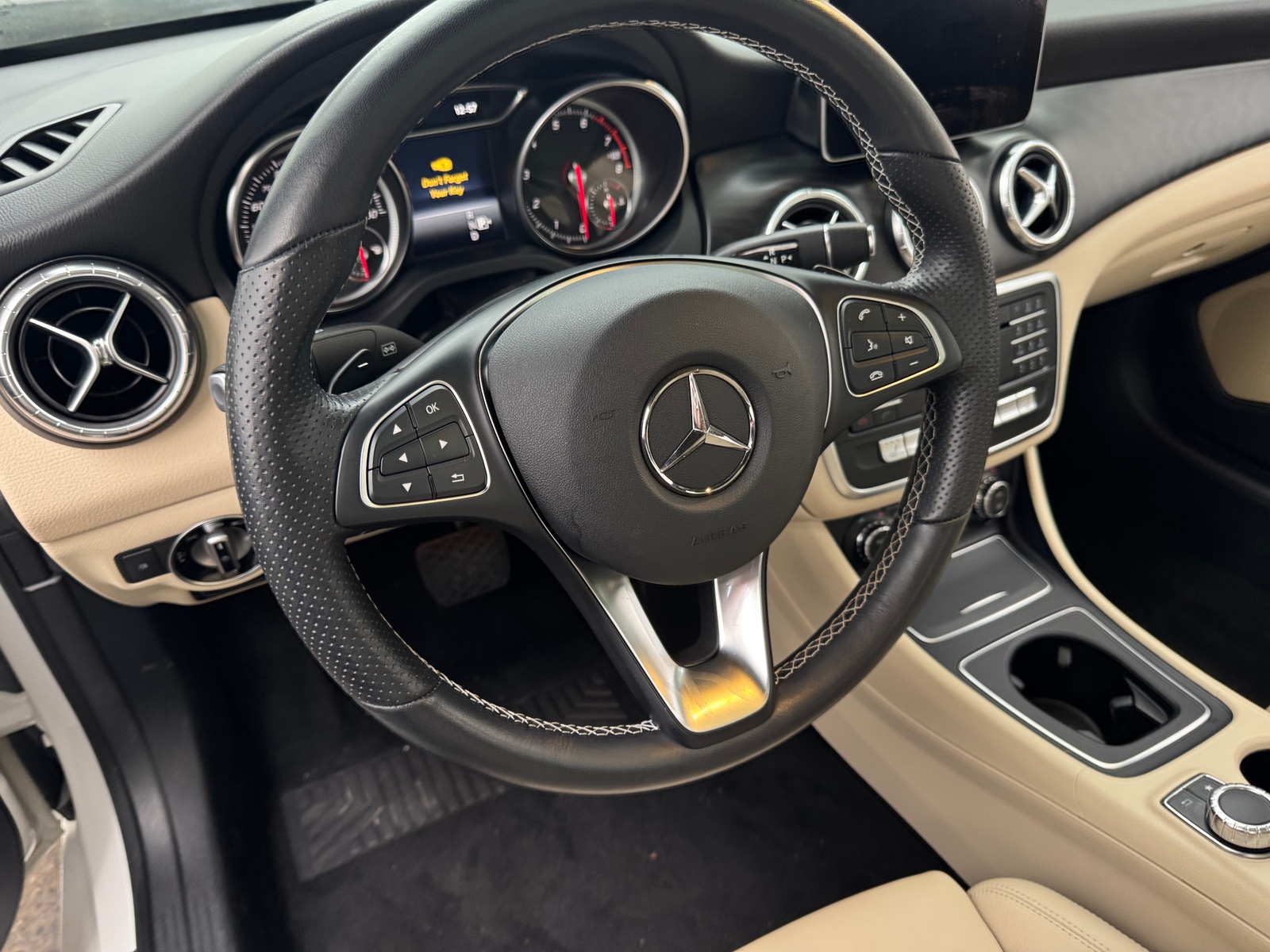 Thumbnail: 2019 Mercedes-Benz CLA - 4