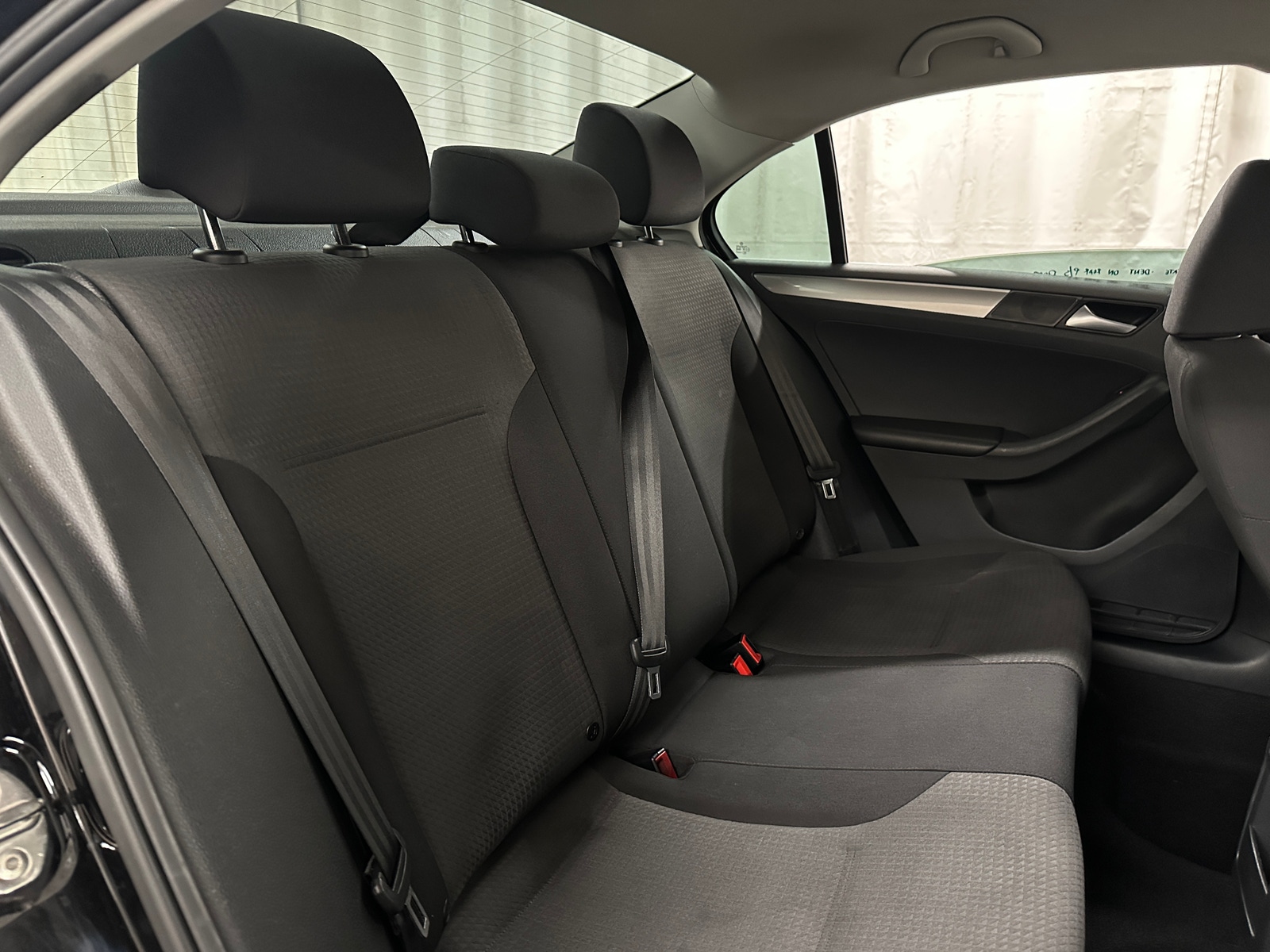 Thumbnail: 2017 Volkswagen Jetta - 6