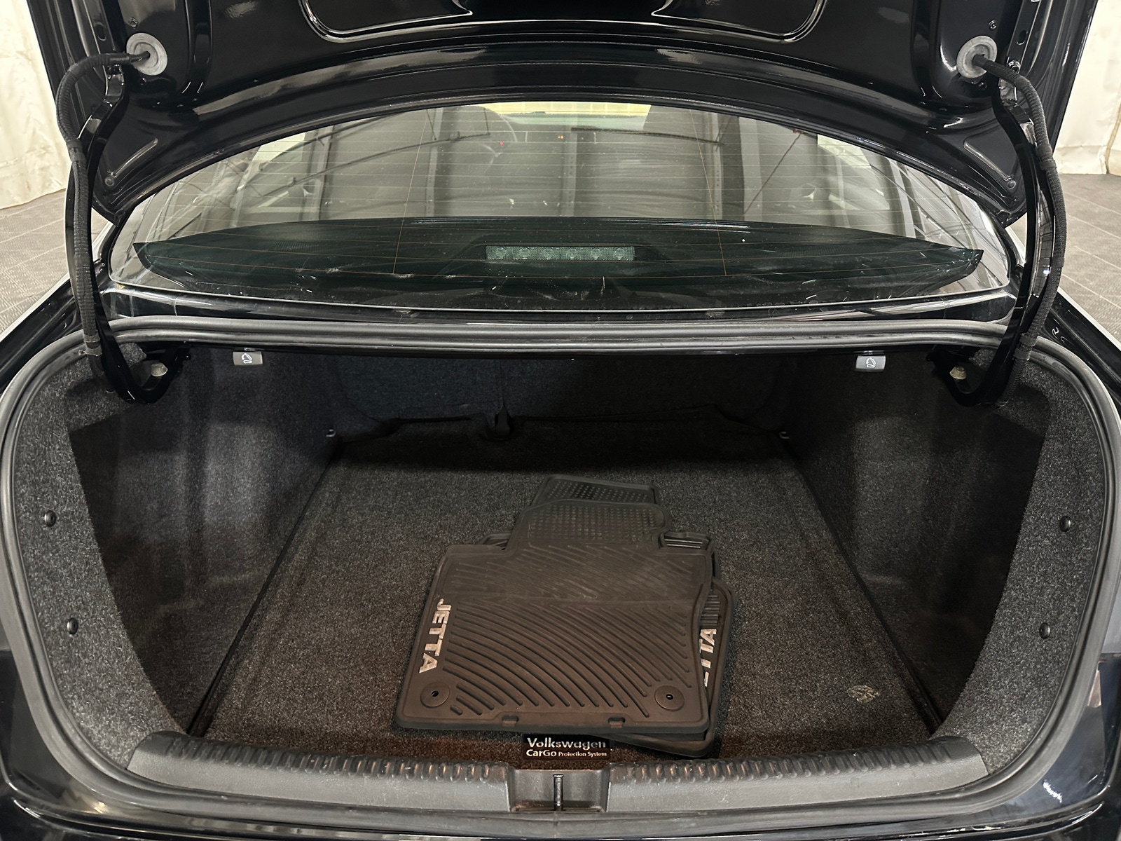 Thumbnail: 2017 Volkswagen Jetta - 7