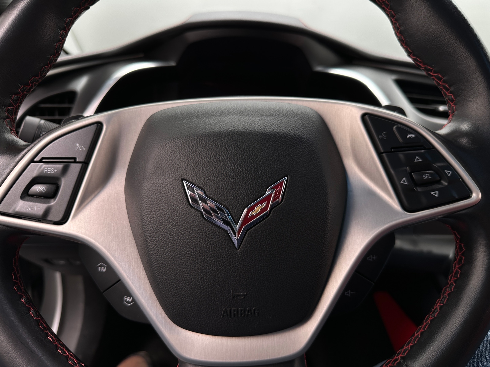 Thumbnail: 2014 Chevrolet Corvette - 3