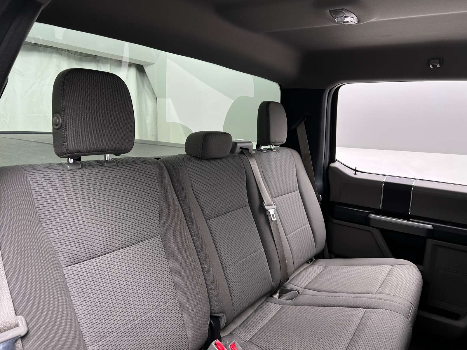 Thumbnail: 2017 Ford Econoline - 6