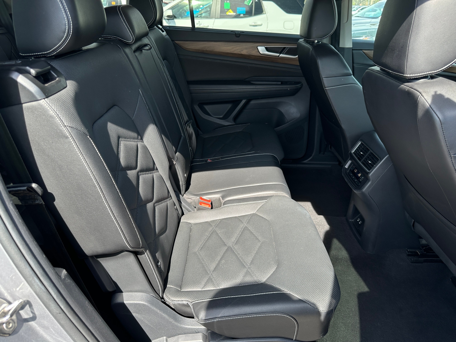 Thumbnail: 2025 Volkswagen Atlas - 5