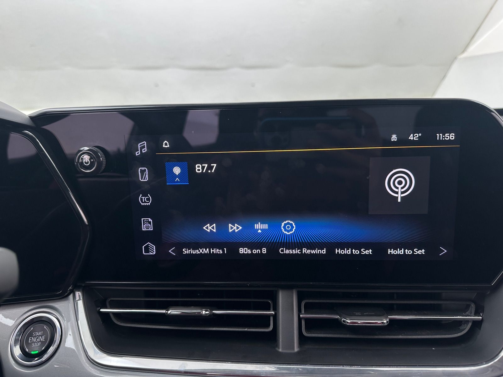 Thumbnail: 2025 Chevrolet Trax - 4