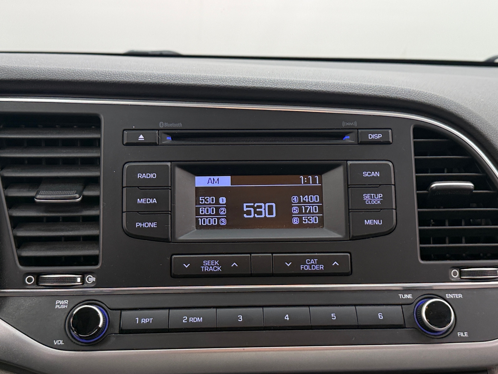 Thumbnail: 2017 Hyundai Elantra - 4