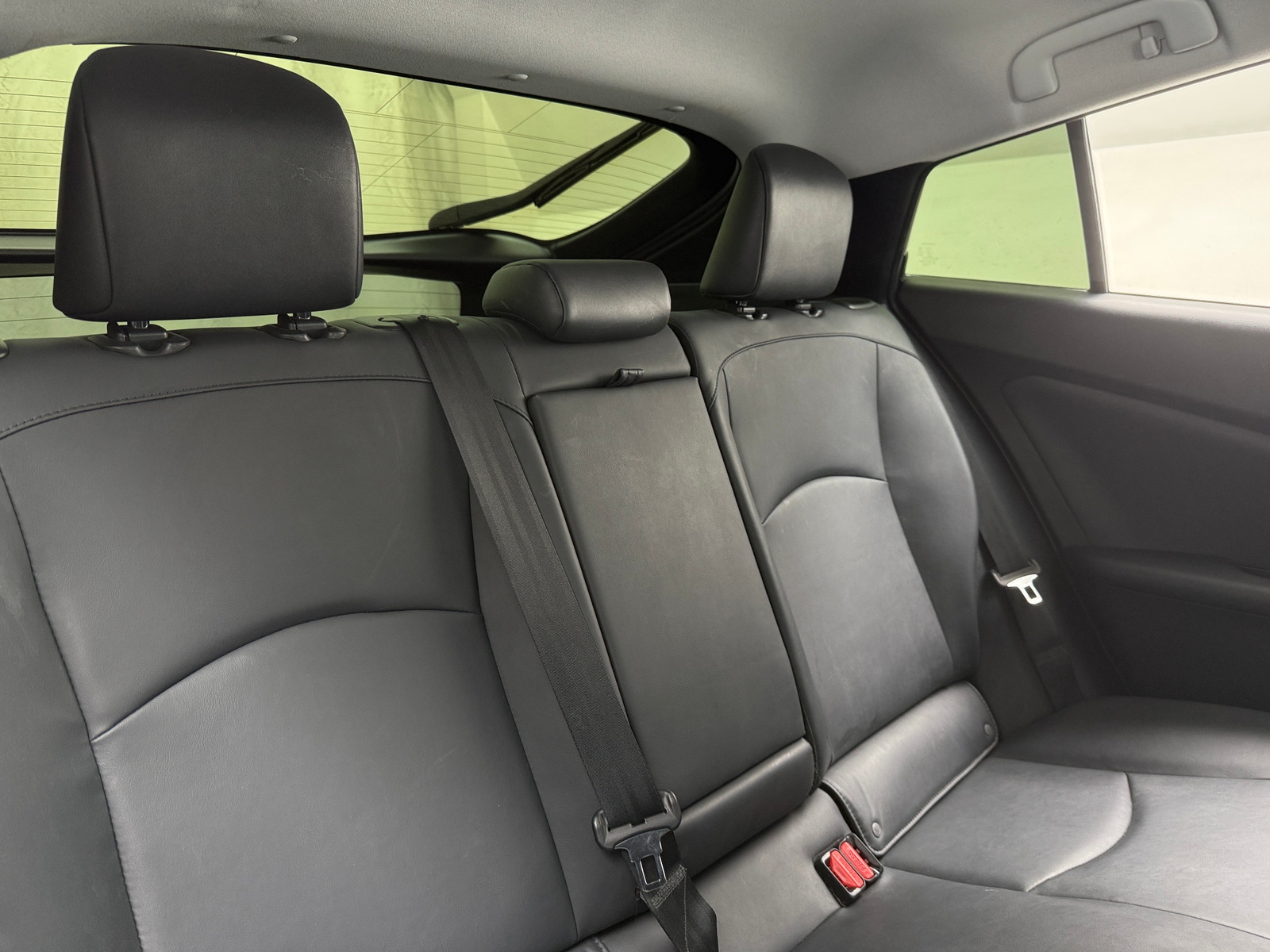 Thumbnail: 2020 Toyota Prius - 5