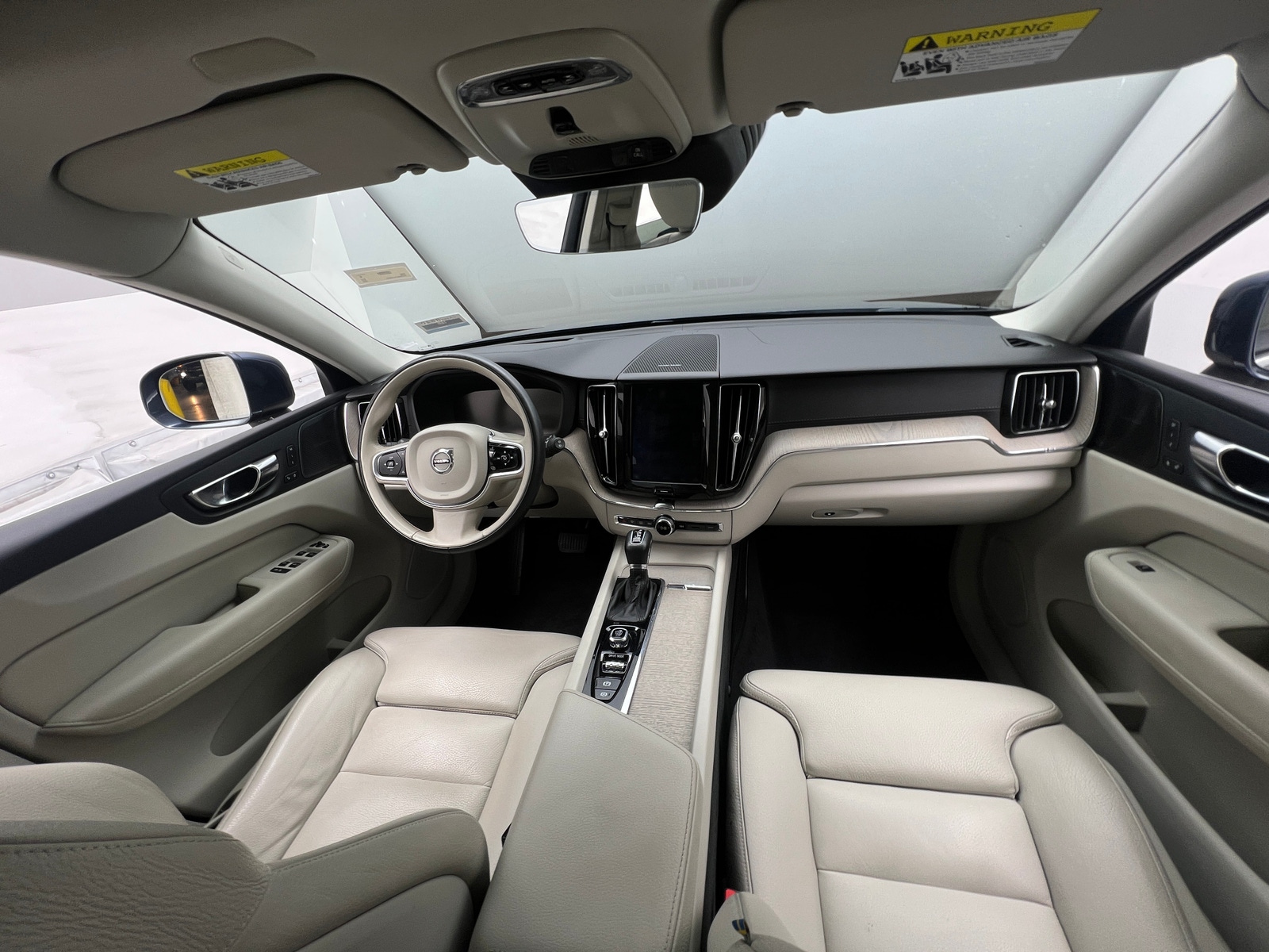 Thumbnail: 2020 Volvo XC60 - 2