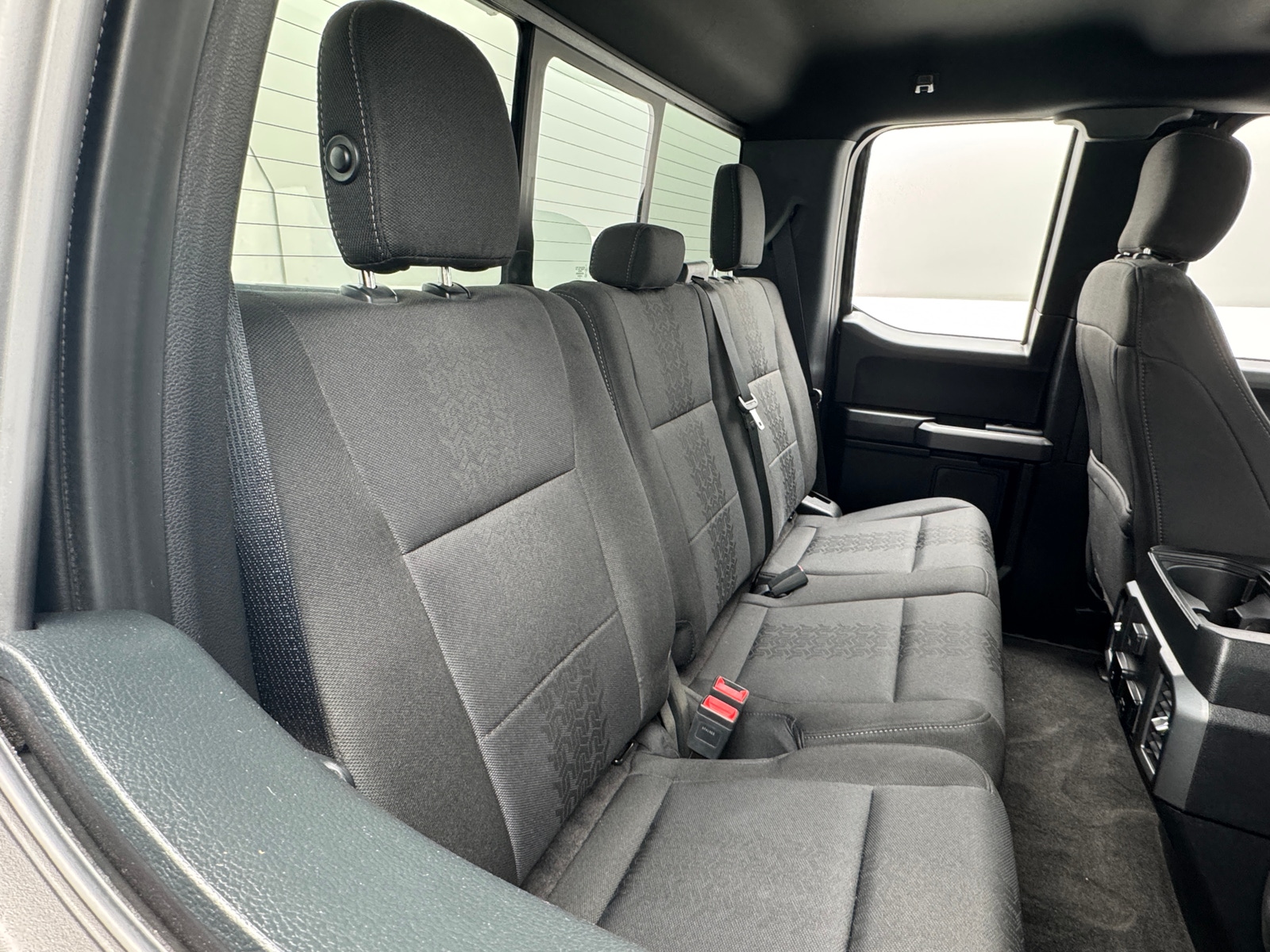 Thumbnail: 2019 Ford Econoline - 6