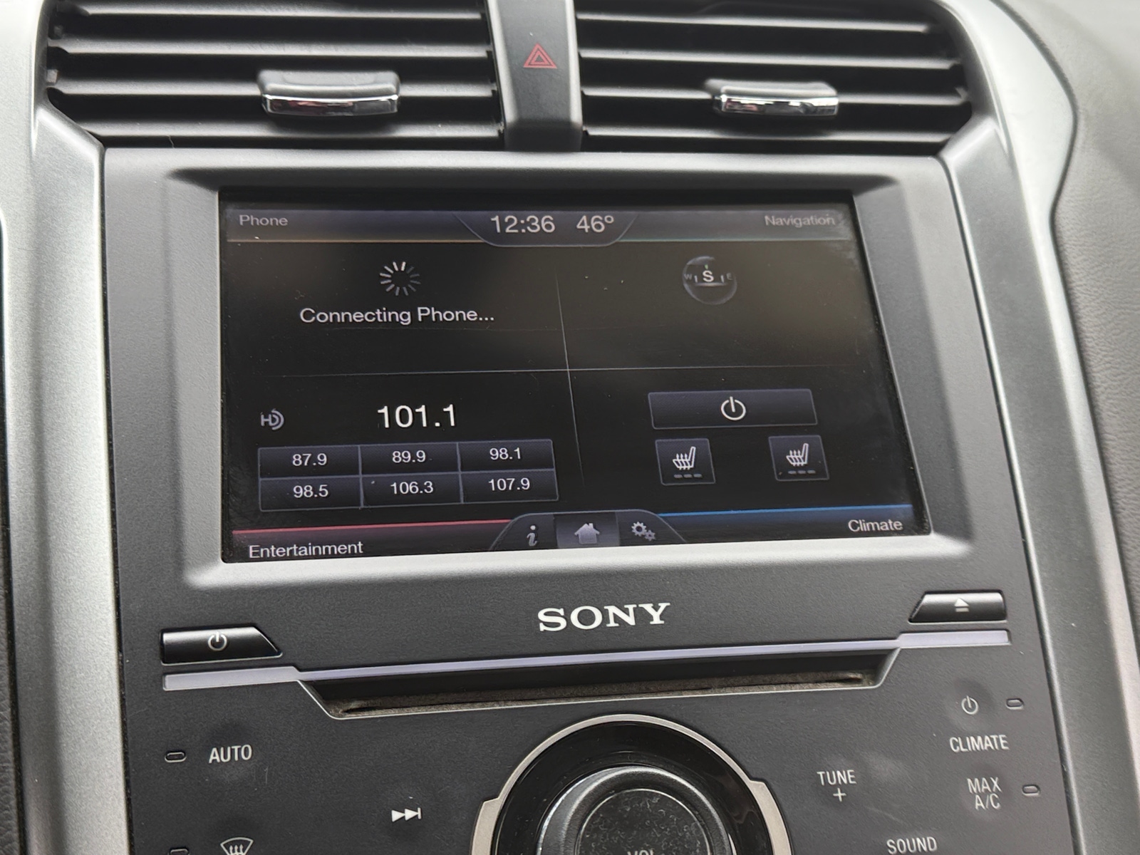 Thumbnail: 2014 Ford Fusion - 3