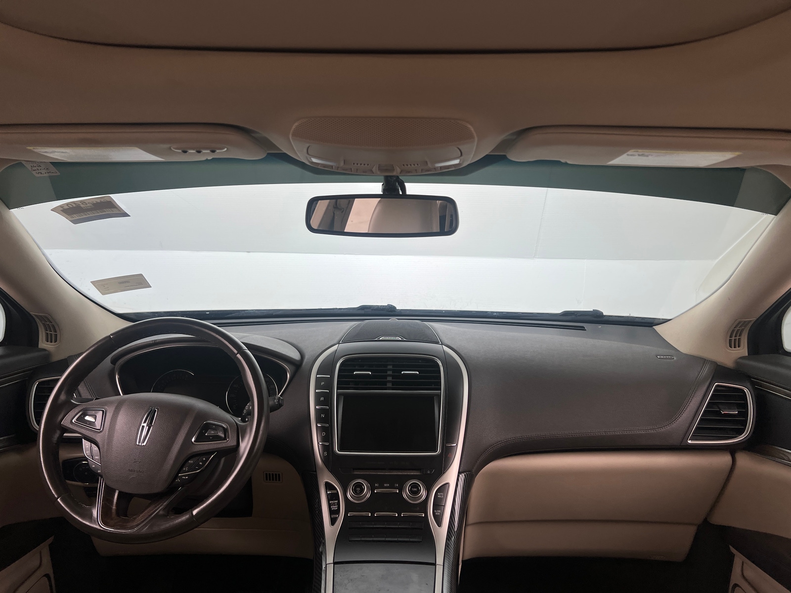 Thumbnail: 2017 Lincoln MKX - 2