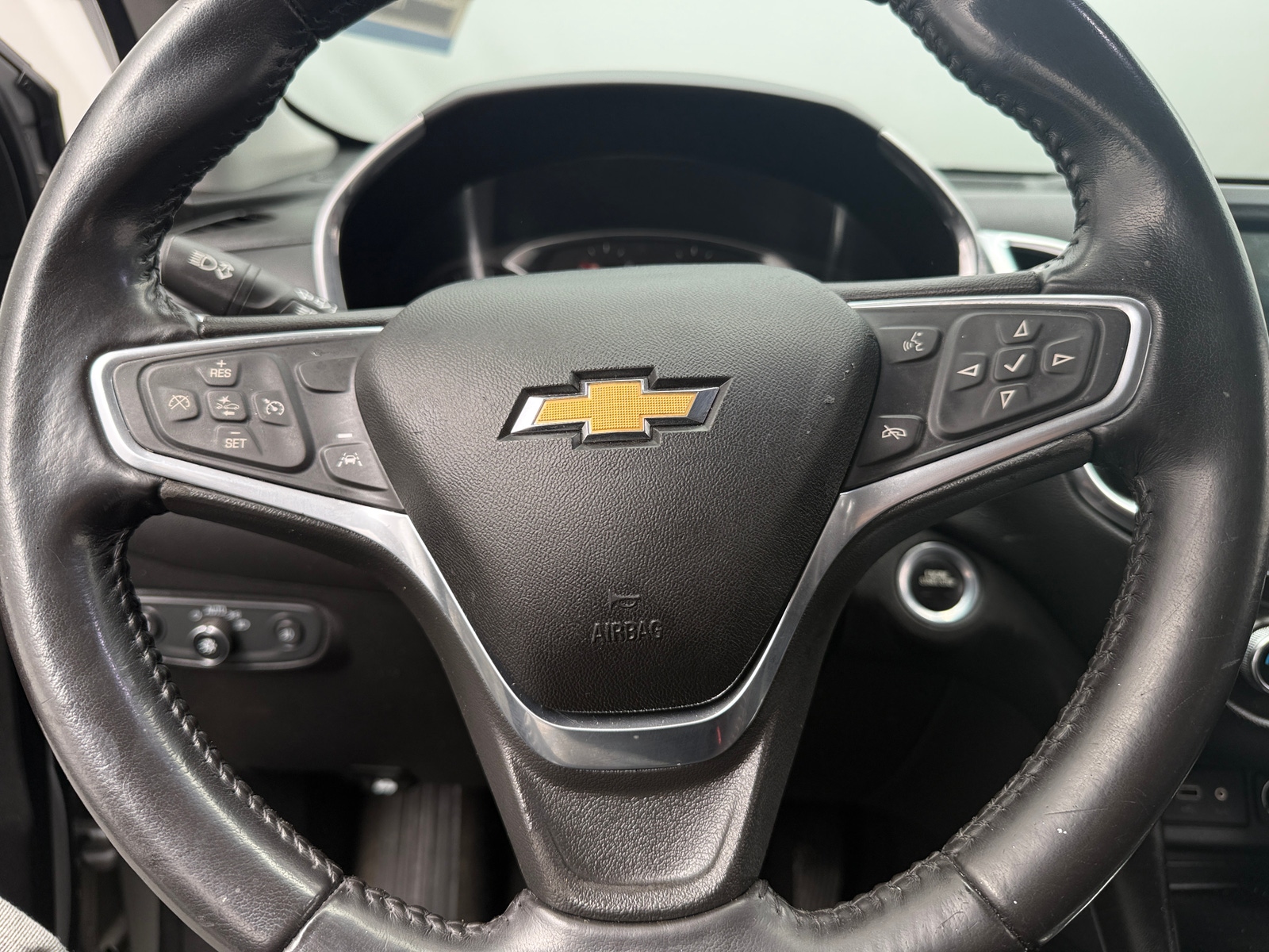 Thumbnail: 2020 Chevrolet Equinox - 5